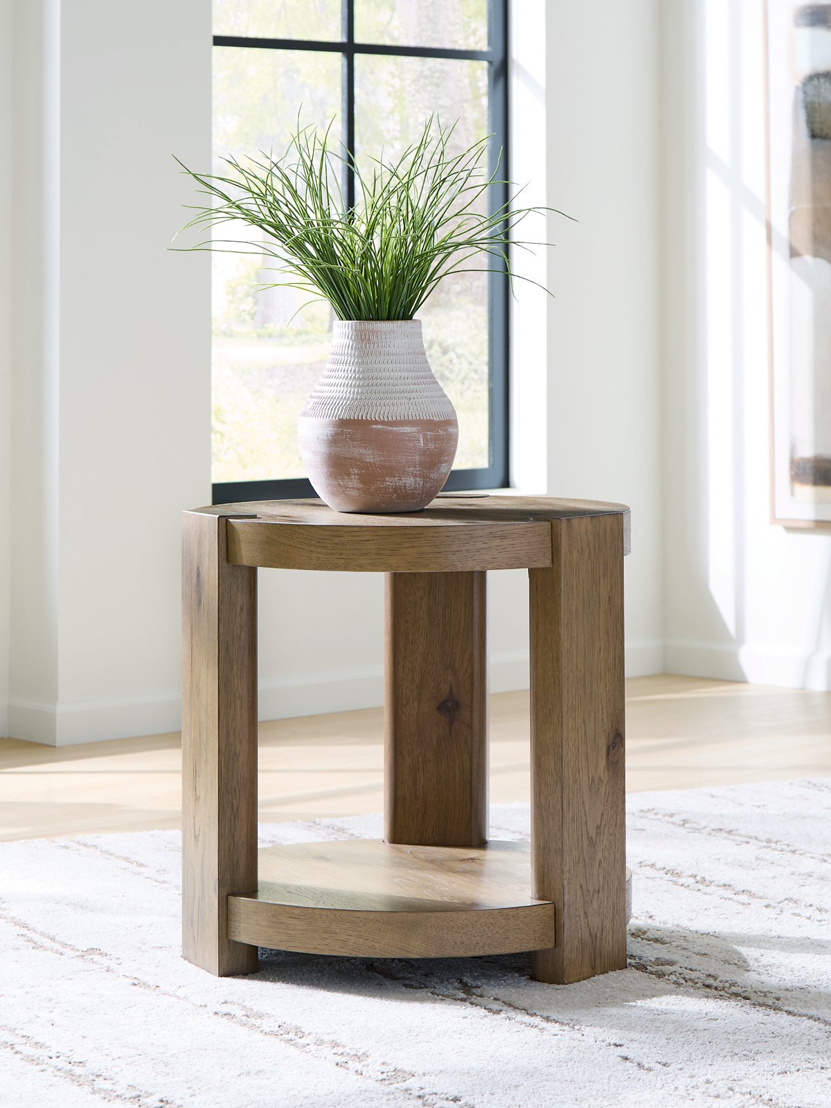 Flangren End Table - Luxury Home Furniture (MI)
