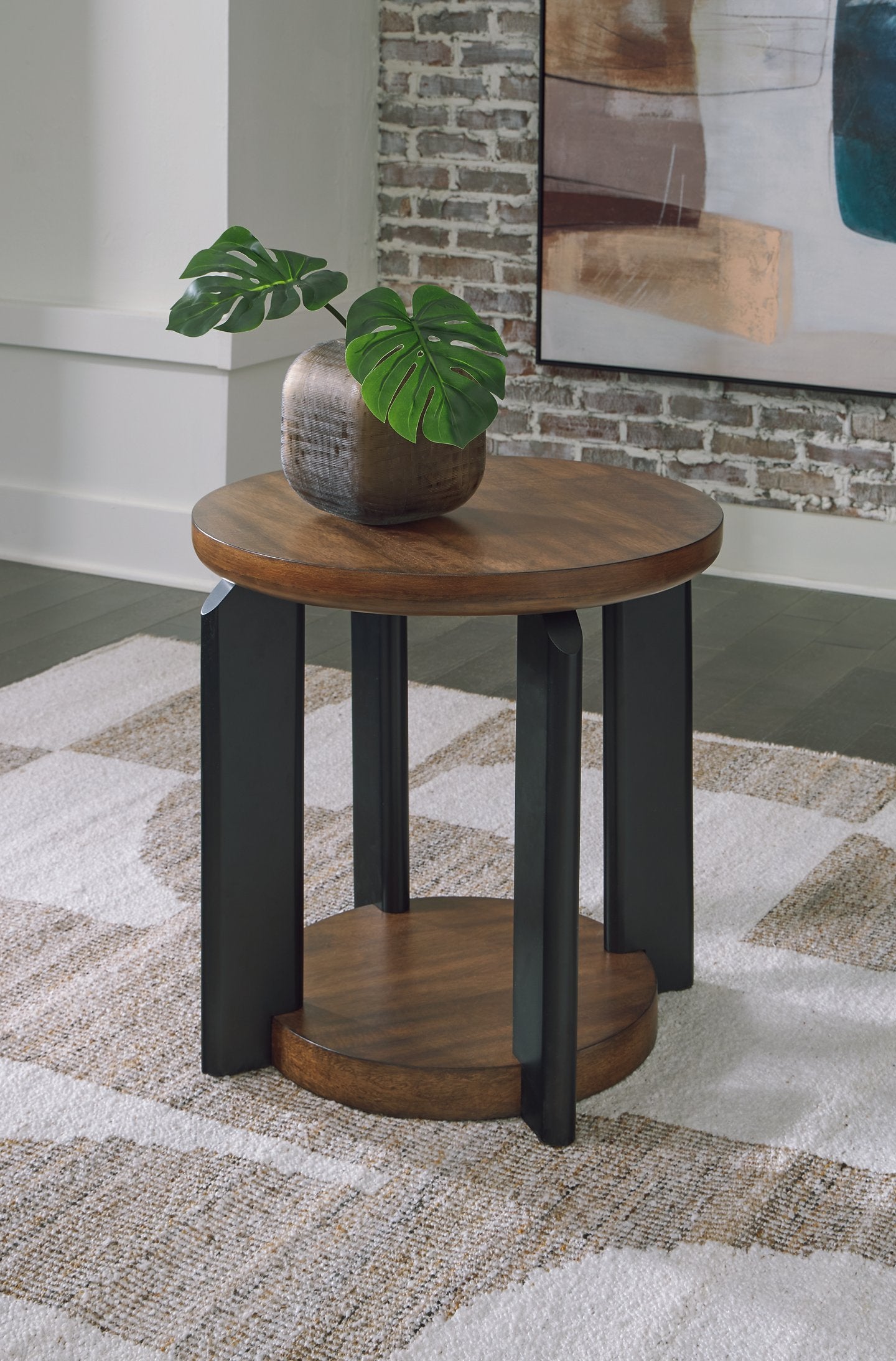 Kraeburn End Table - Luxury Home Furniture (MI)