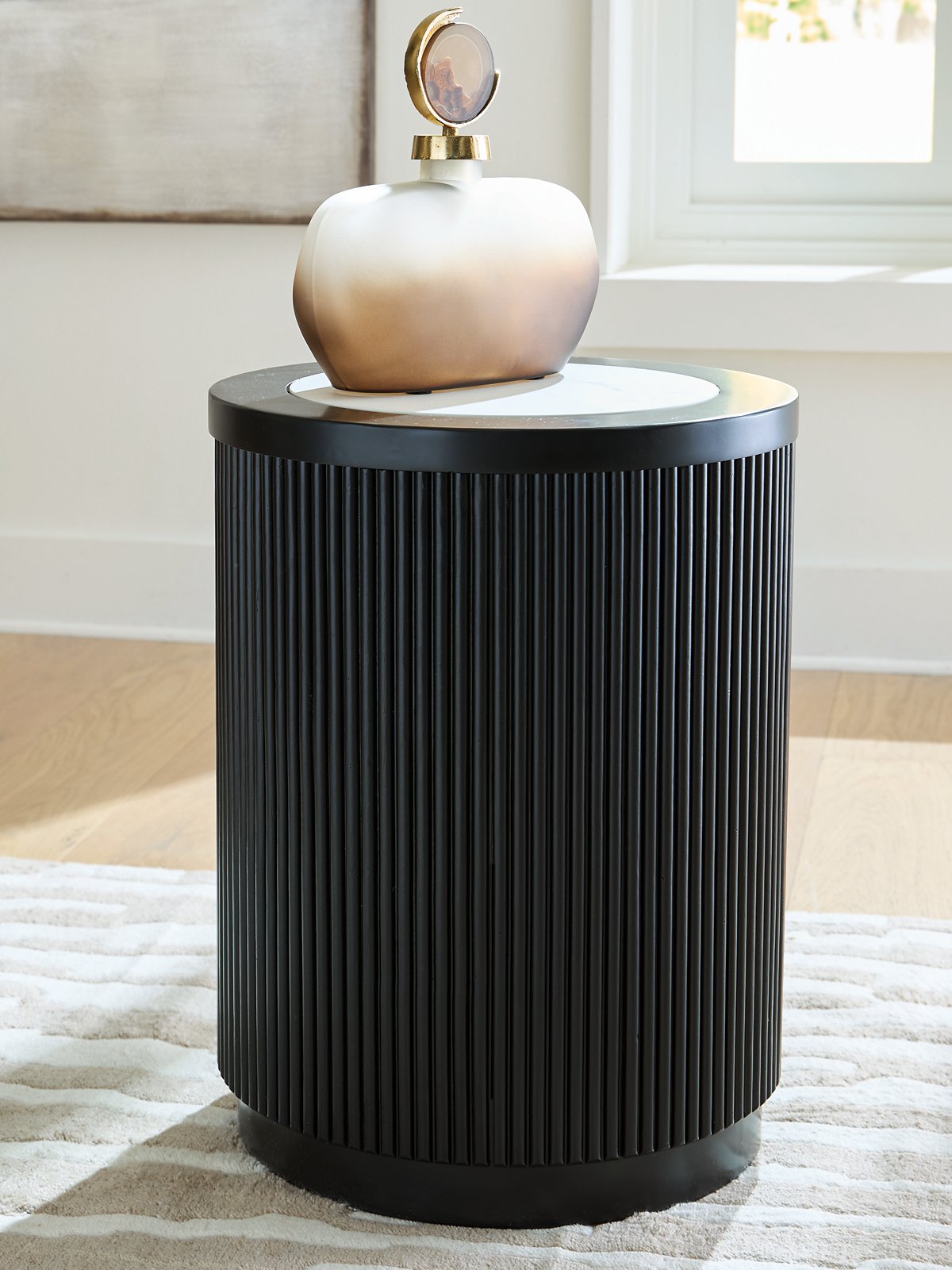 Grayman End Table - Luxury Home Furniture (MI)