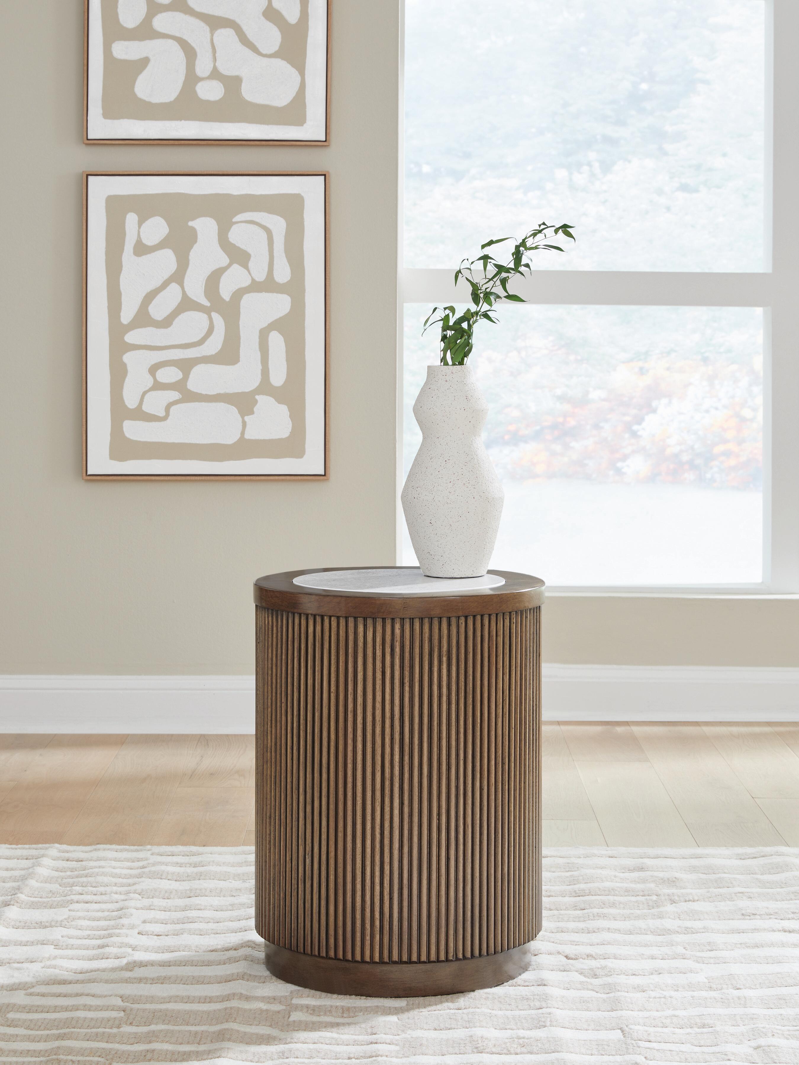 Hadonna End Table - Luxury Home Furniture (MI)