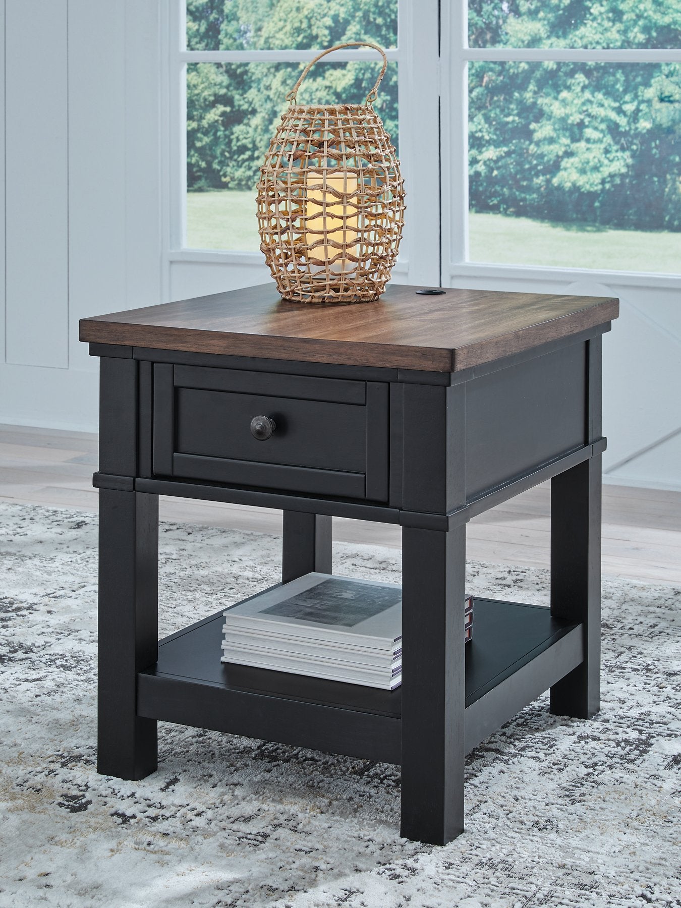 Wildenauer End Table - Luxury Home Furniture (MI)
