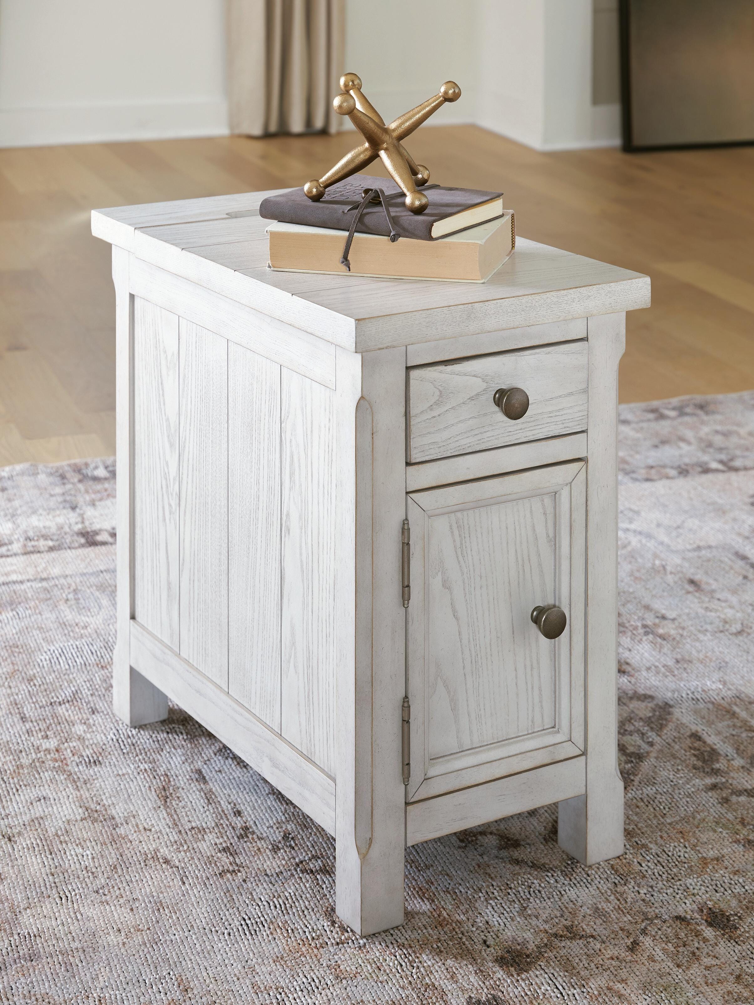 Robbinsdale Chairside End Table - Luxury Home Furniture (MI)