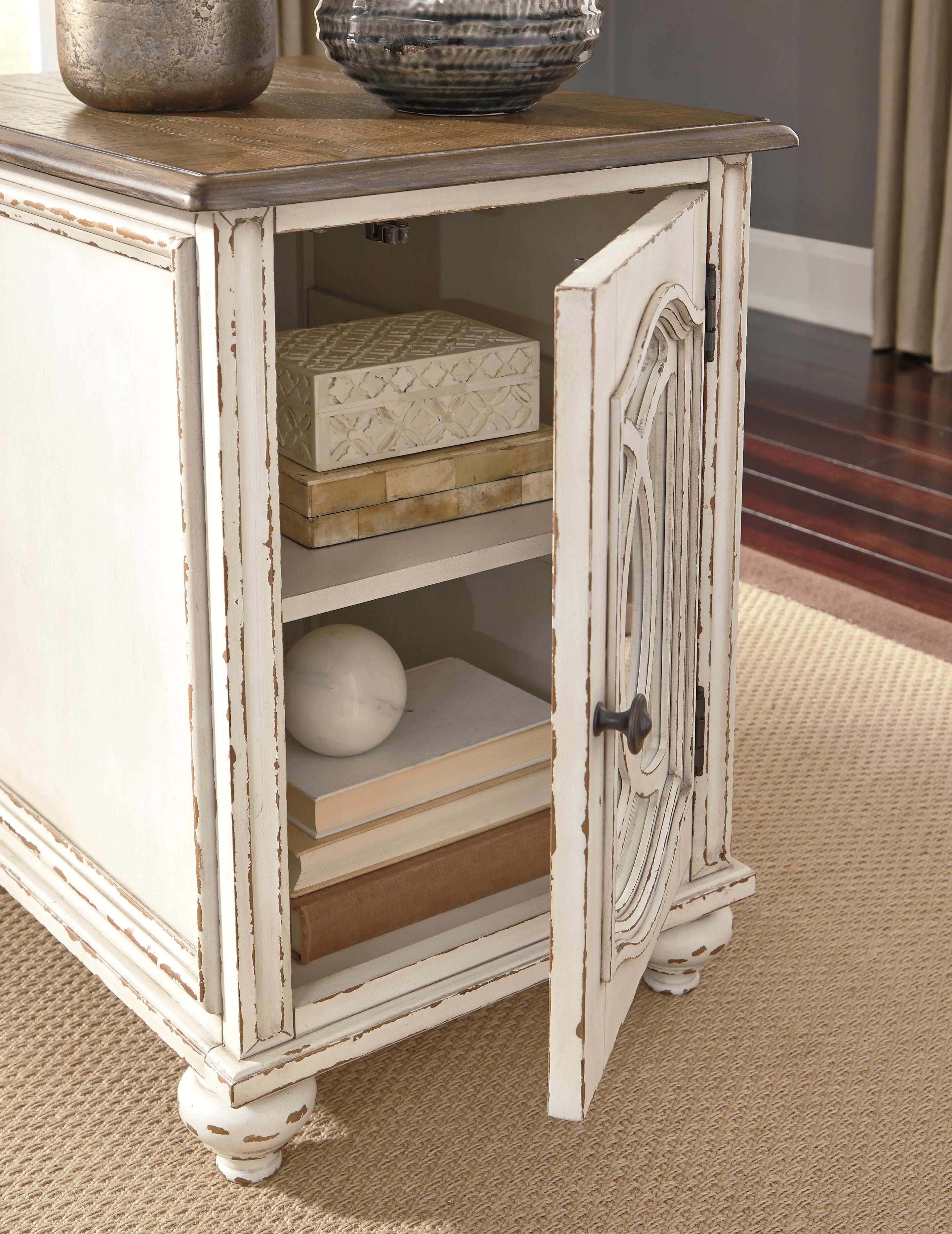 Realyn Occasional Table Set - Luxury Home Furniture (MI)