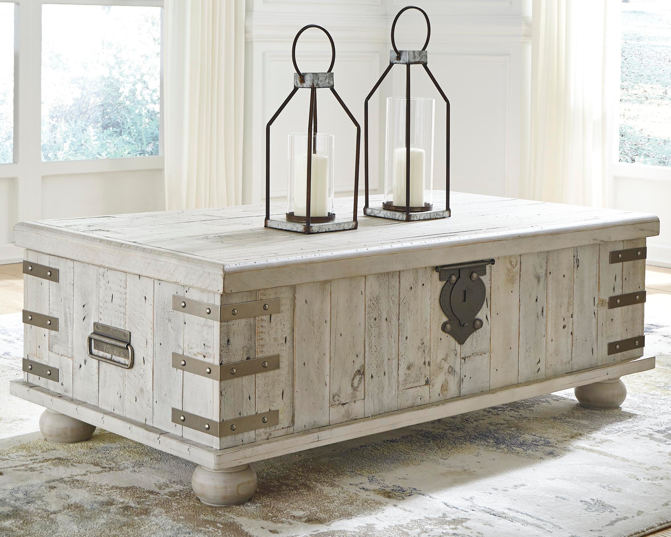 Carynhurst Coffee Table with Lift Top - Luxury Home Furniture (MI)