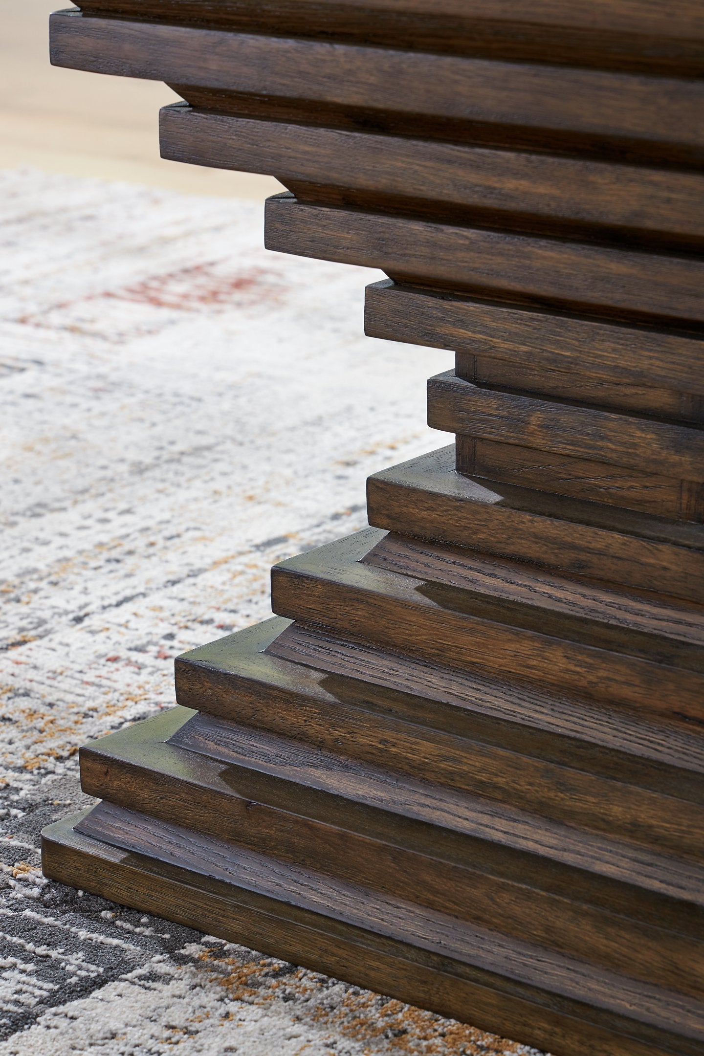 Hannodream End Table - Luxury Home Furniture (MI)