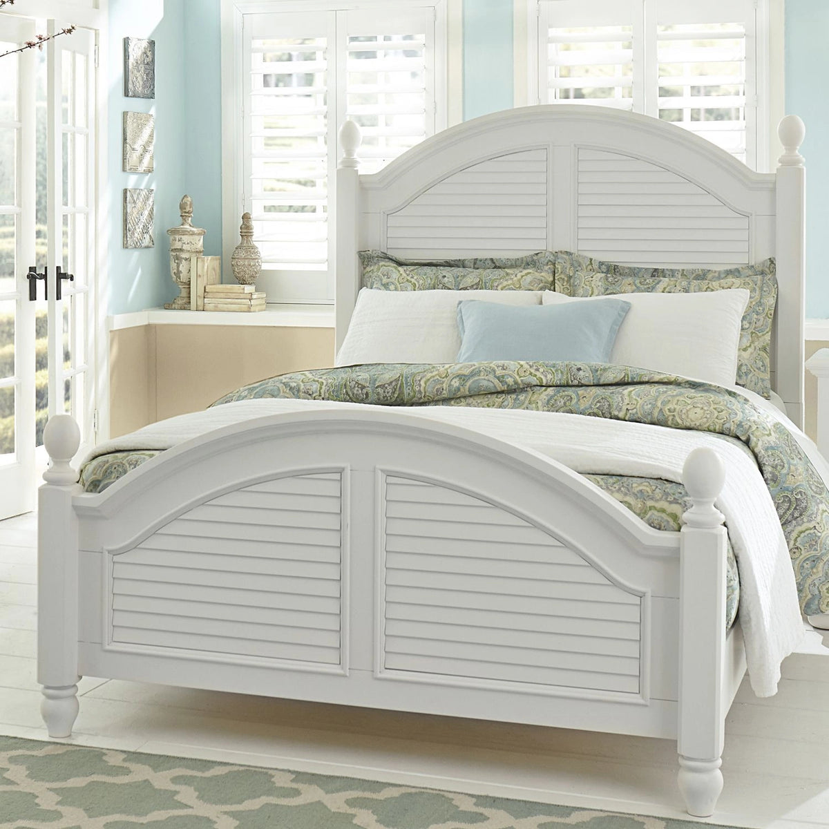 Summer House I King Poster Bed image