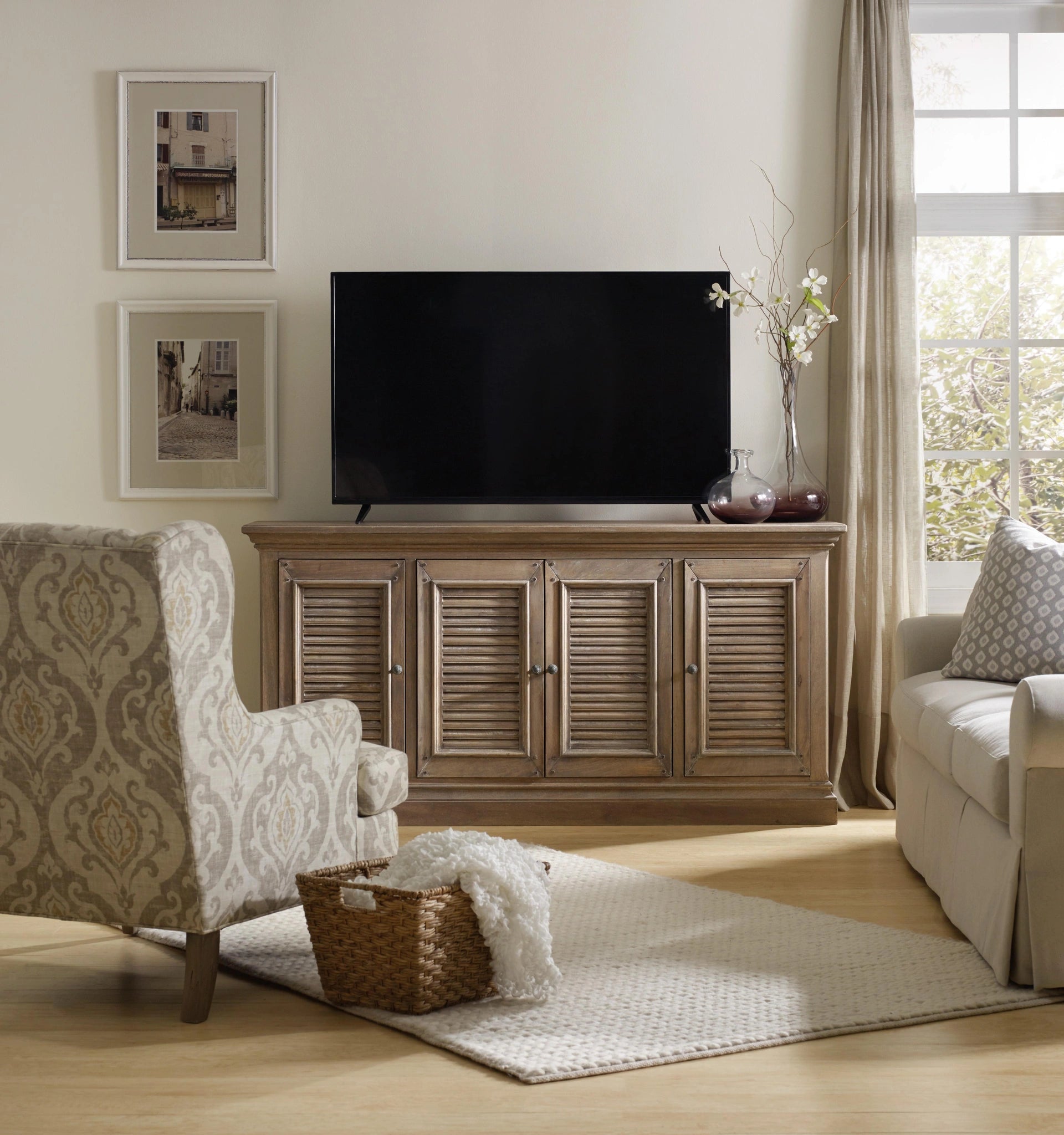 Entertainment Console 72in