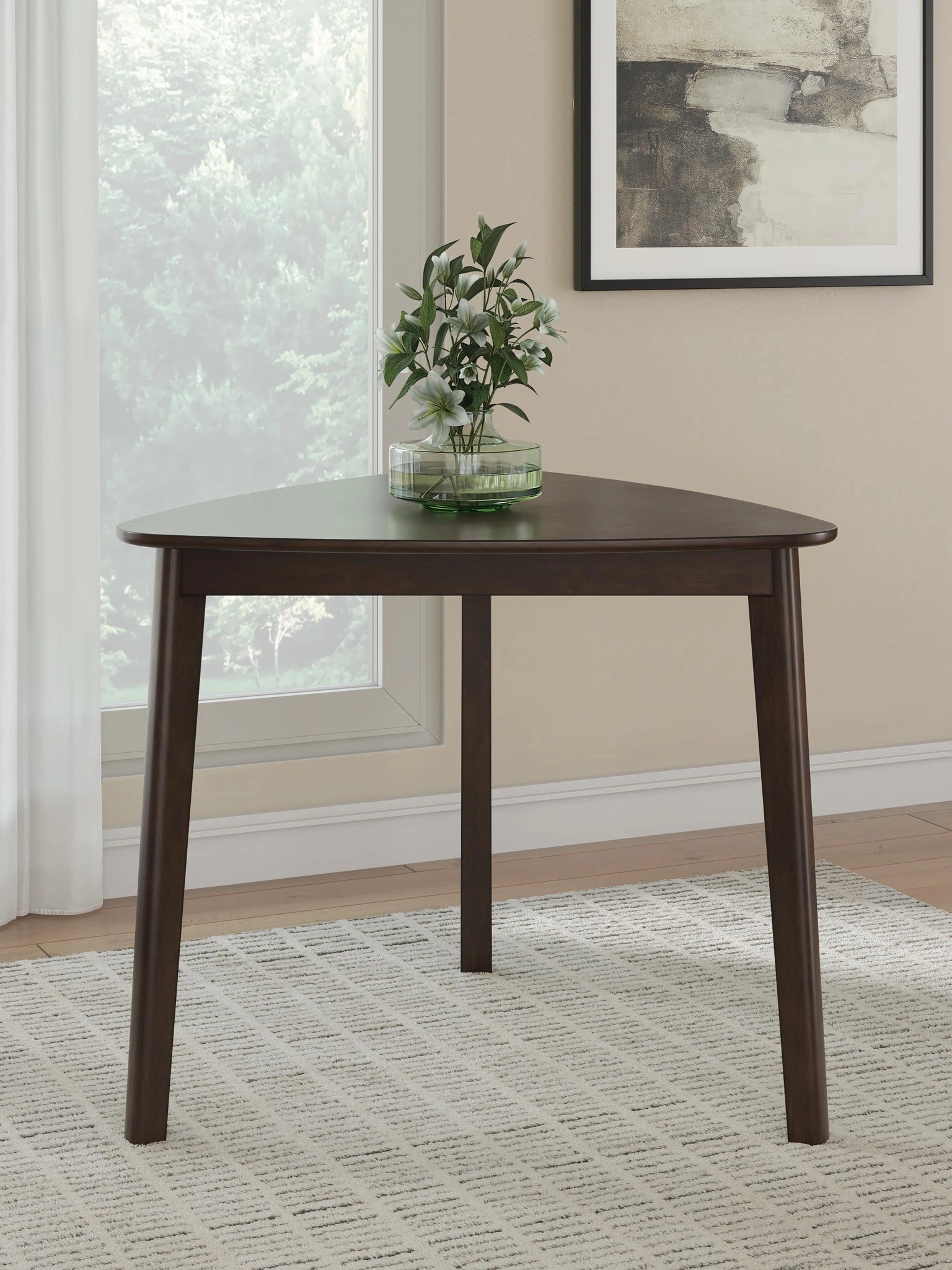 Mallenette Dining Table