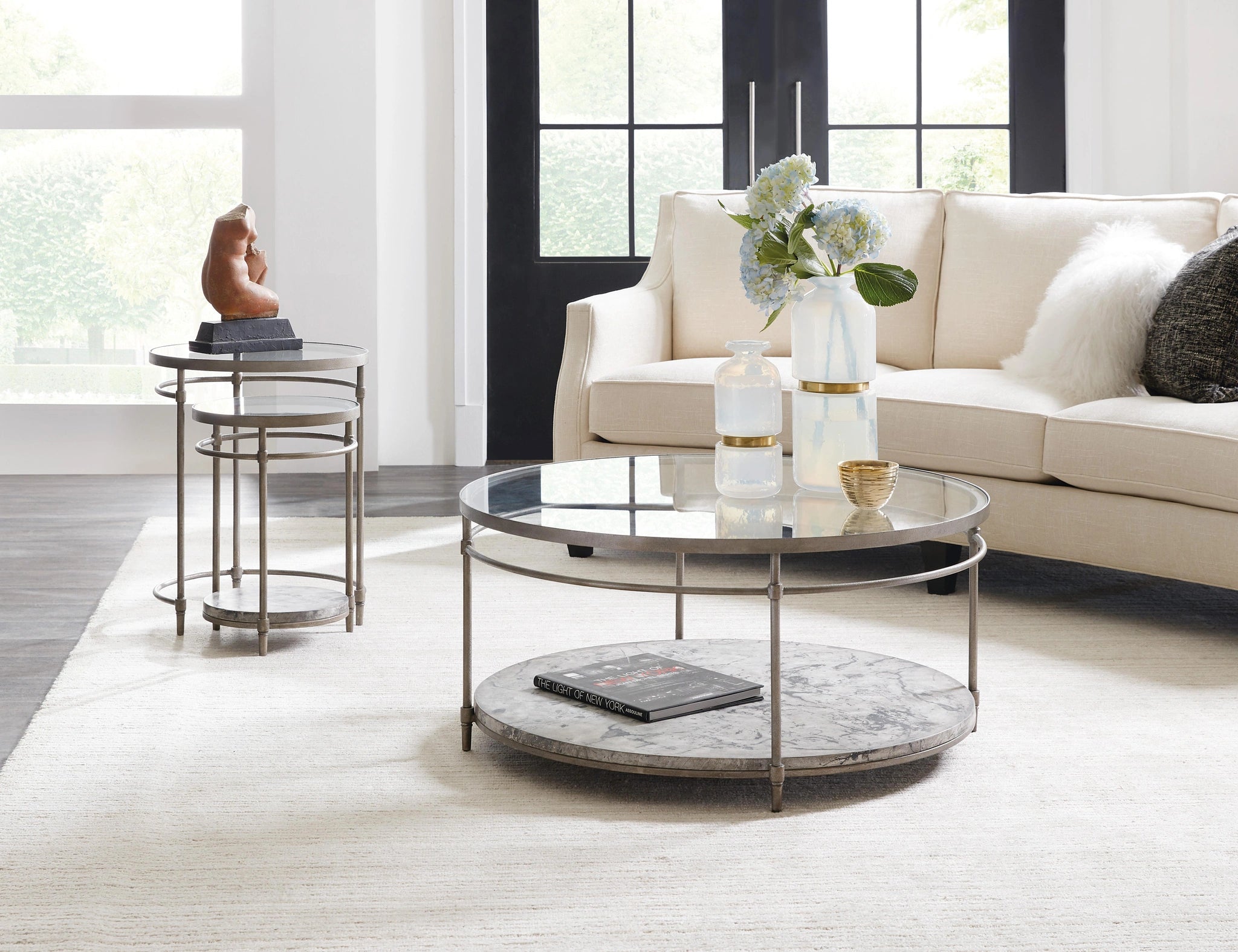 Round Cocktail Table - 5889-80111-00