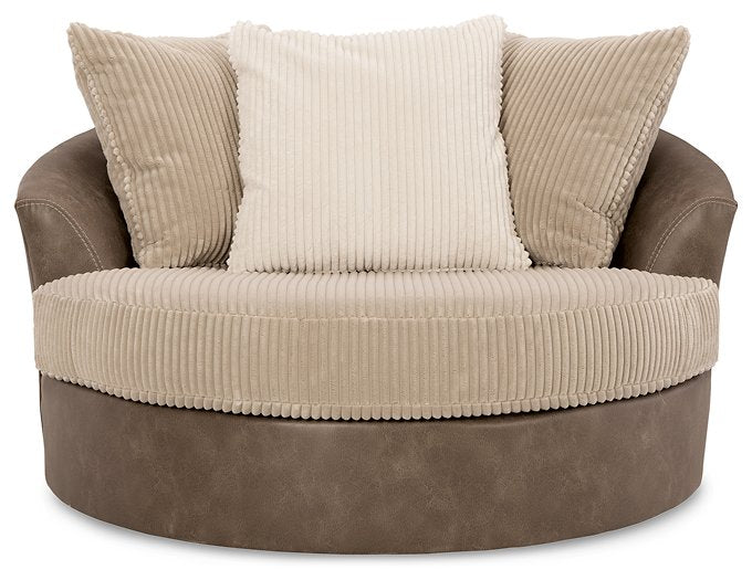 Keskin Oversized Swivel Accent Chair - Luxury Home Furniture (MI)