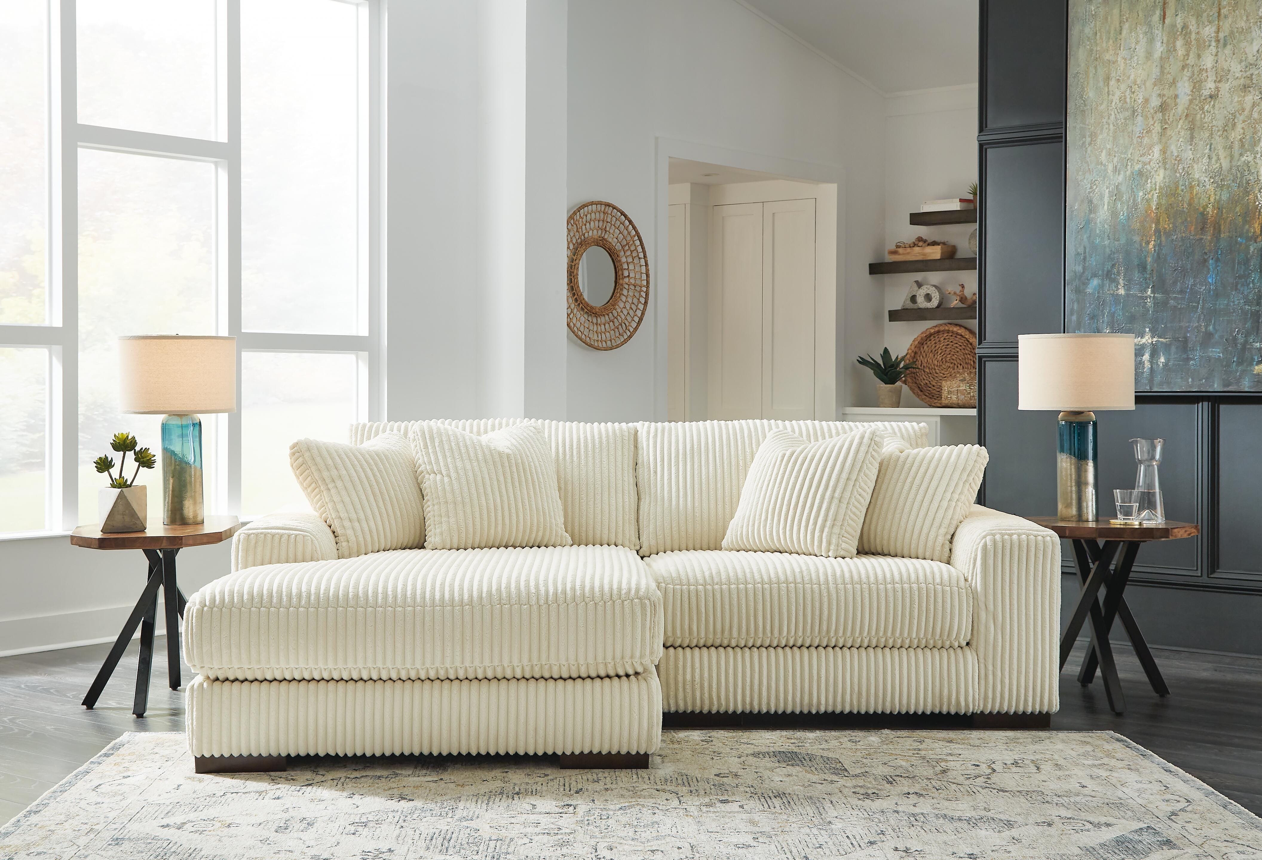 Lindyn Sectional with Chaise - Luxury Home Furniture (MI)