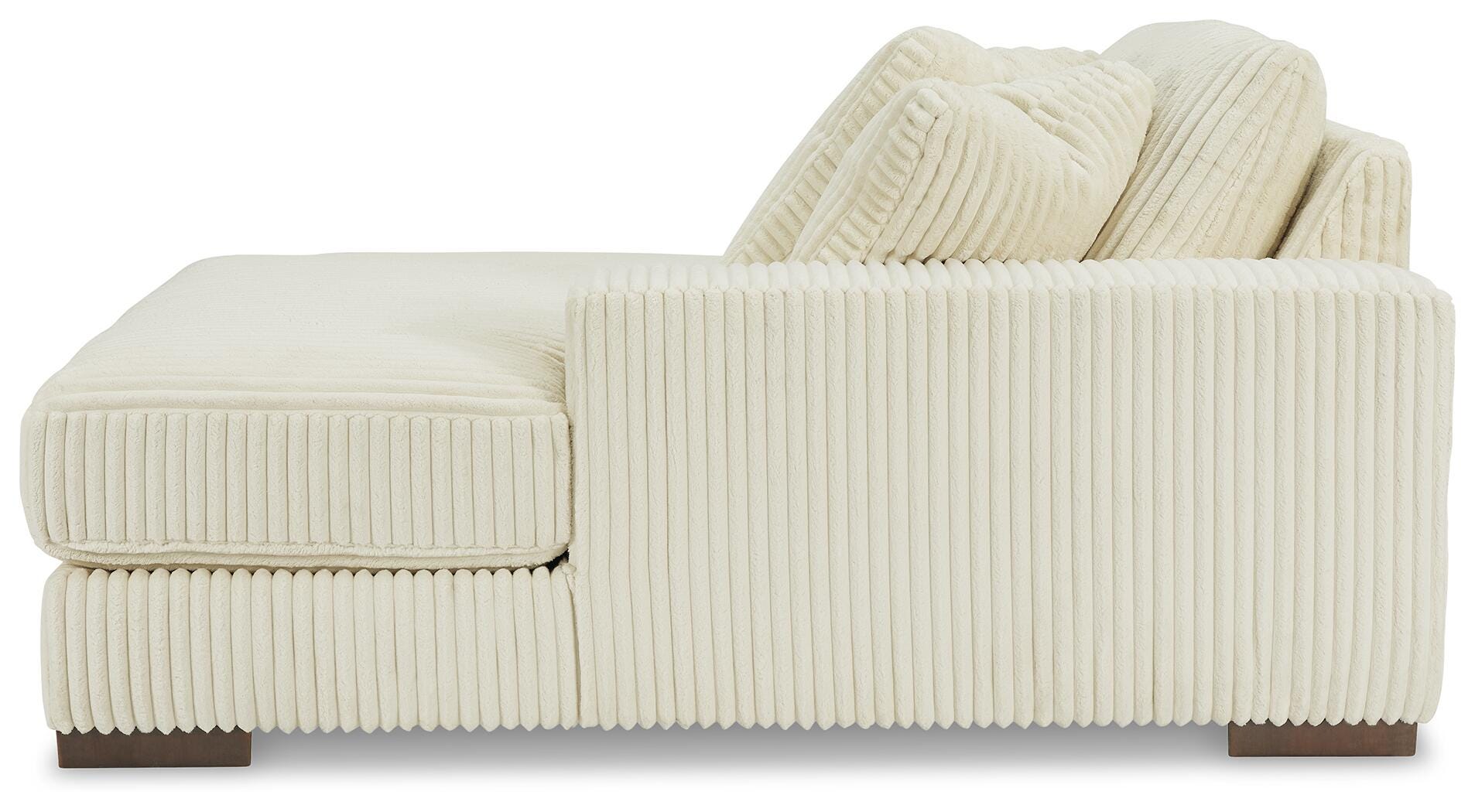 Lindyn Sectional with Chaise - Luxury Home Furniture (MI)