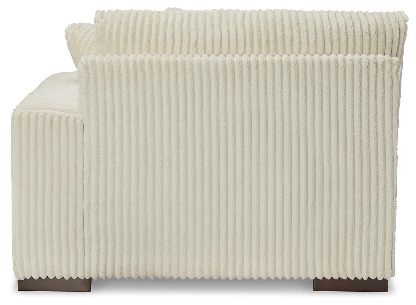 Lindyn Sectional - Luxury Home Furniture (MI)