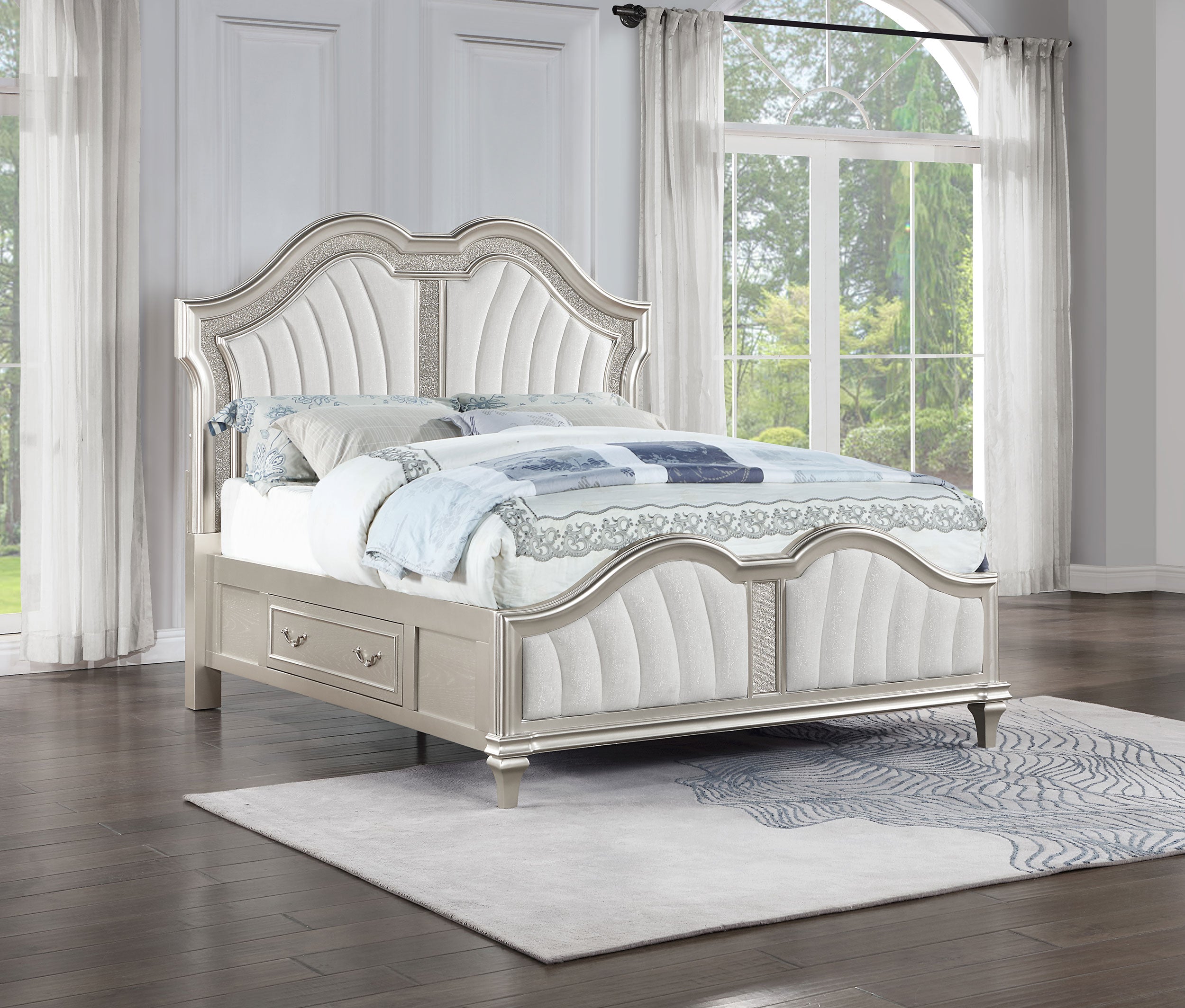 Evangeline Eastern King Bed