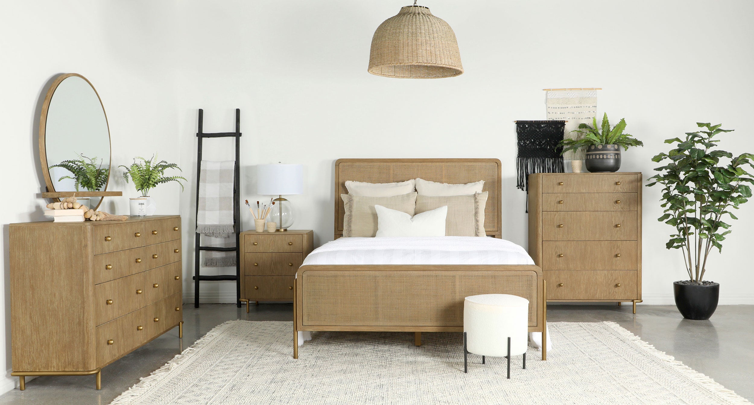 Arini Bedroom Set Beige - Luxury Home Furniture (MI)