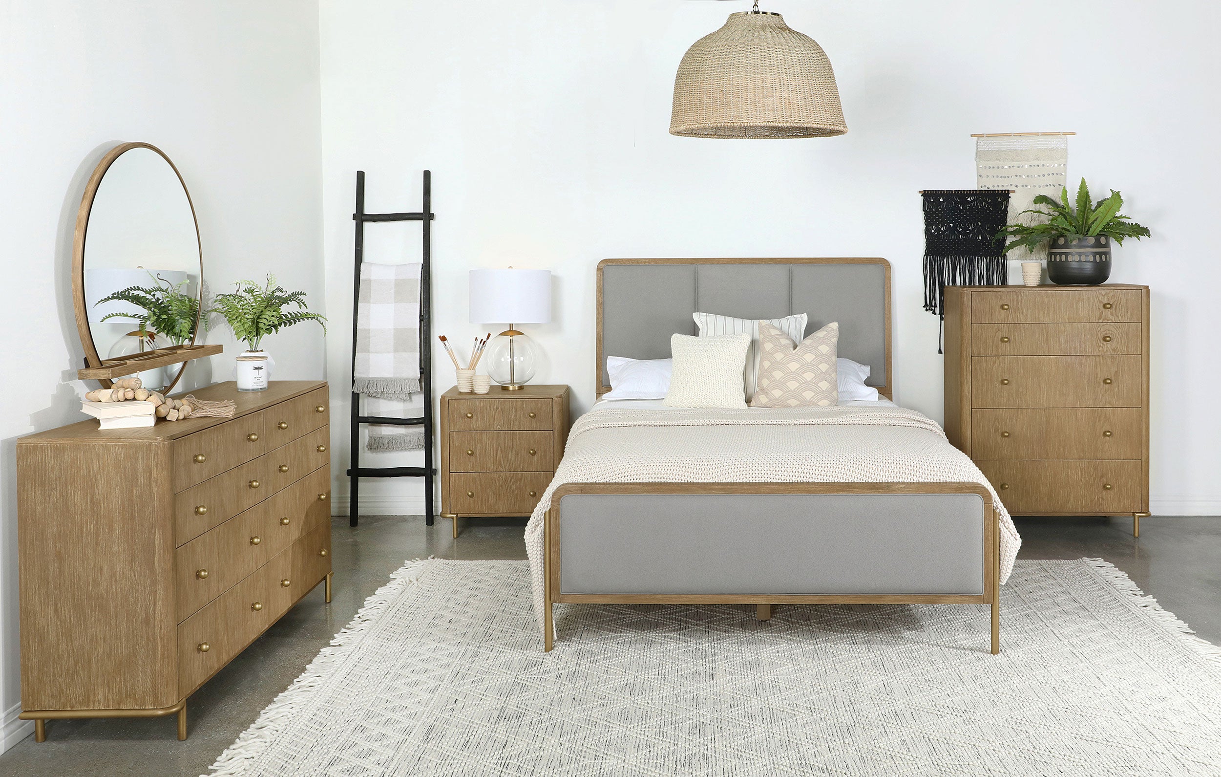 Arini 5 Pc Bedroom Sets Beige