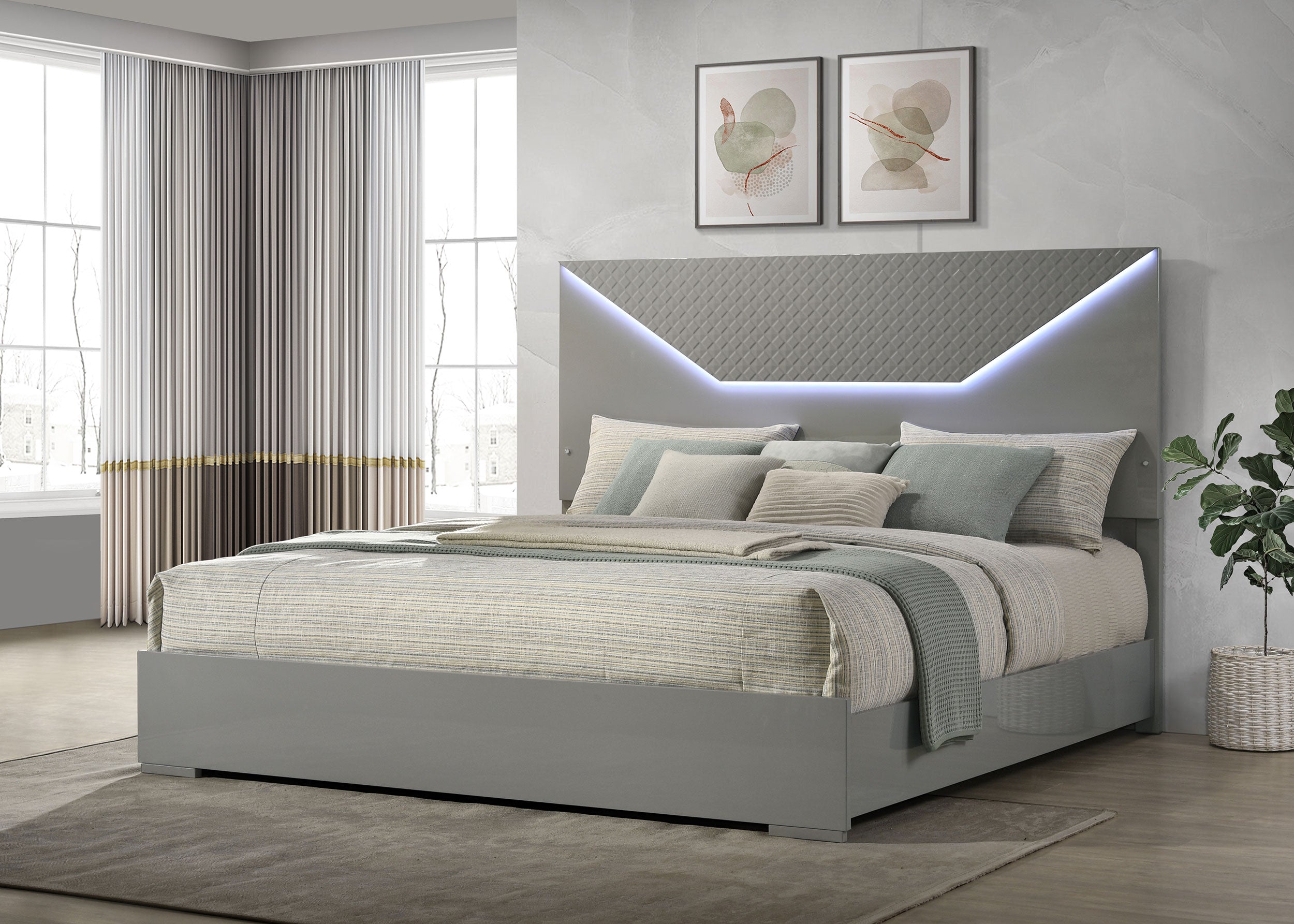 Ives Beds - Luxury Home Furniture (MI)