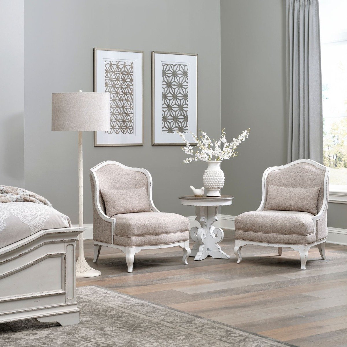 Liberty Furniture Magnolia Manor Upholstered Accent Chair in Antique White - Luxury Home Furniture (MI)
