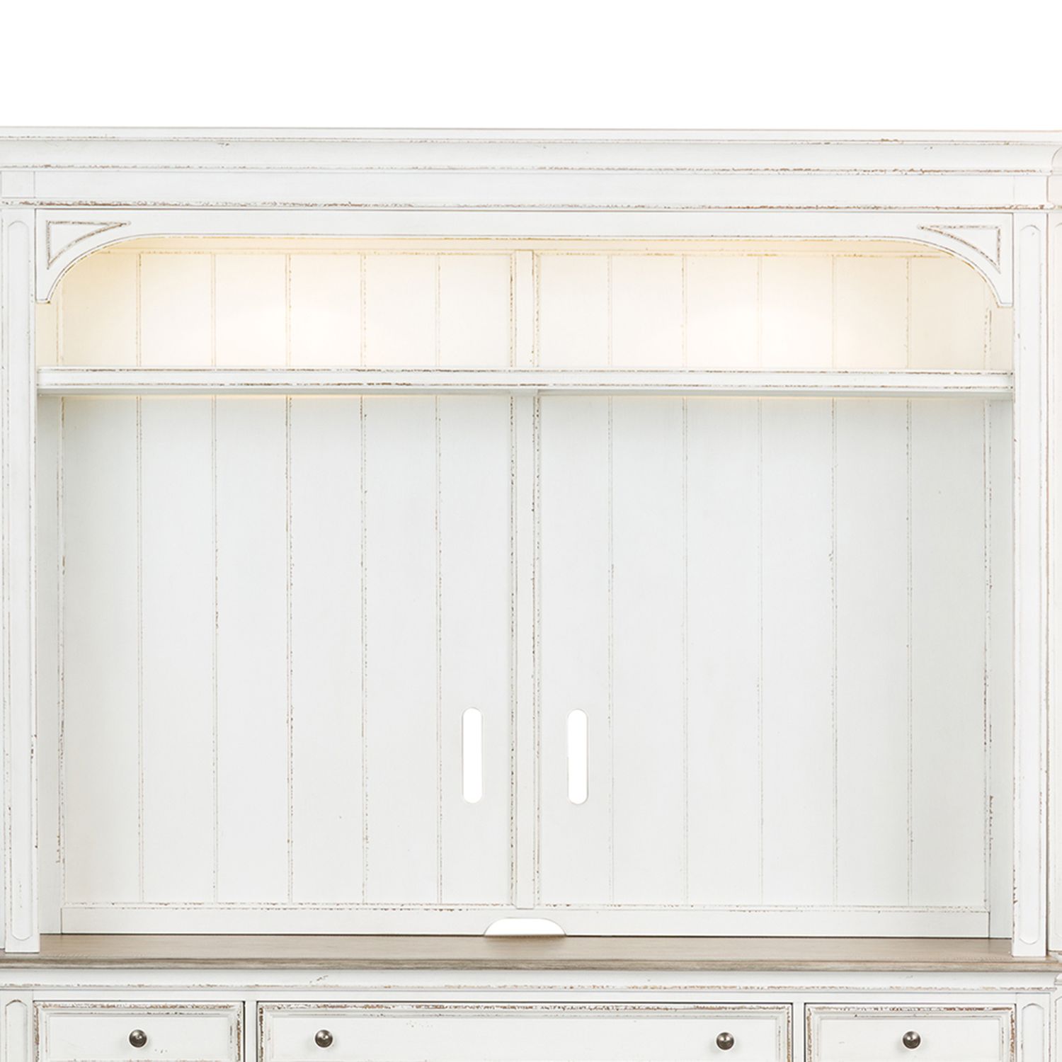 Magnolia Manor Entertainment Hutch