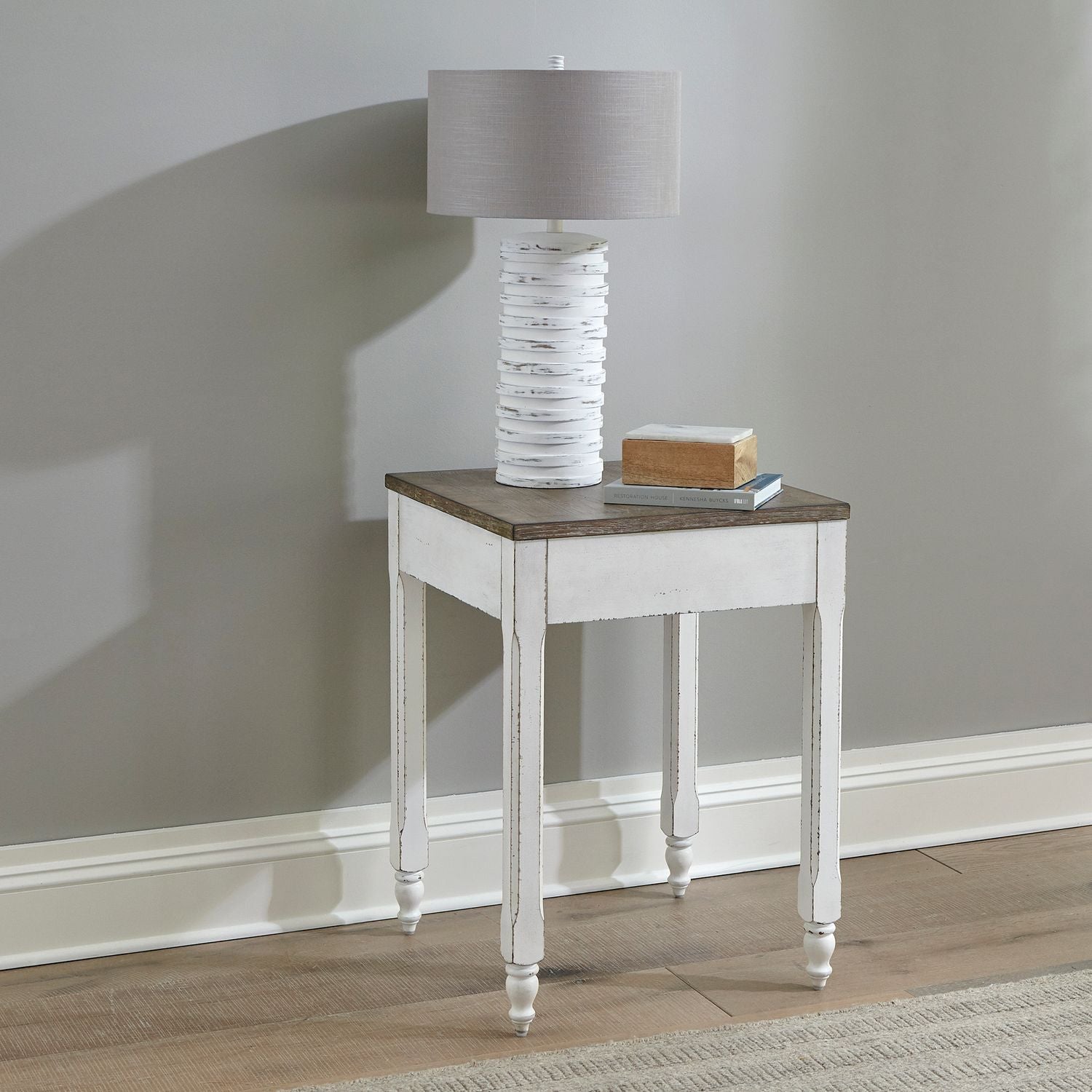 Magnolia Manor Corner Filler image
