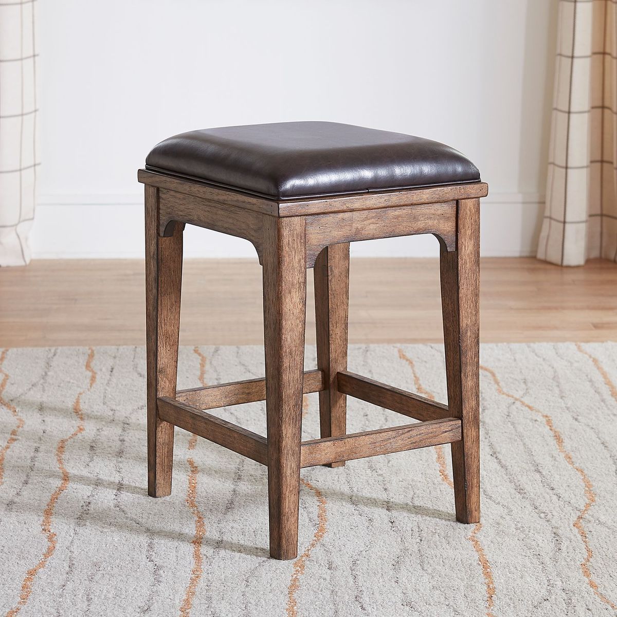 Liberty Furniture Ashford Upholstered Console Stool in Sienna - Luxury Home Furniture (MI)