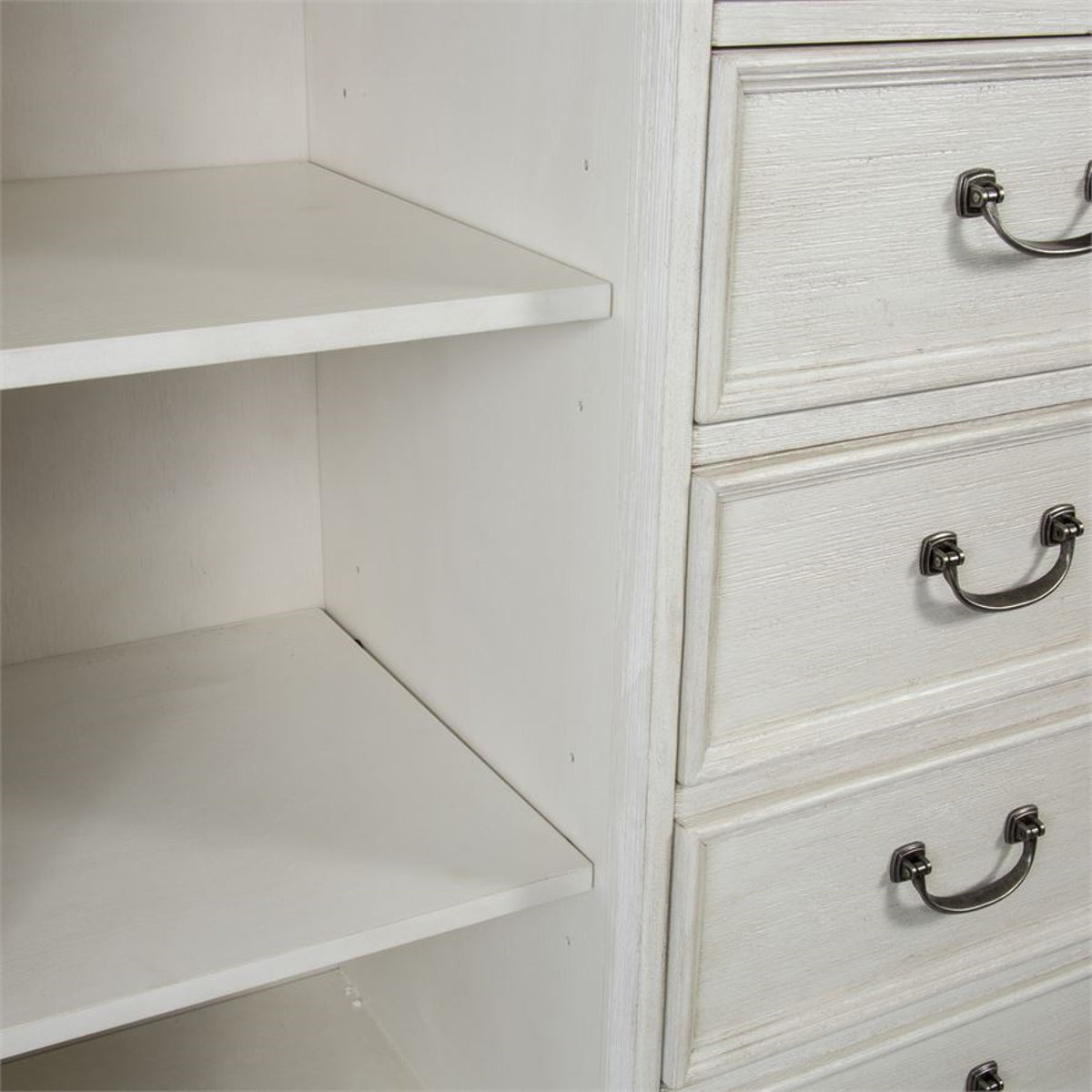 Liberty Funiture Bayside Gentleman's Chest in Antique White