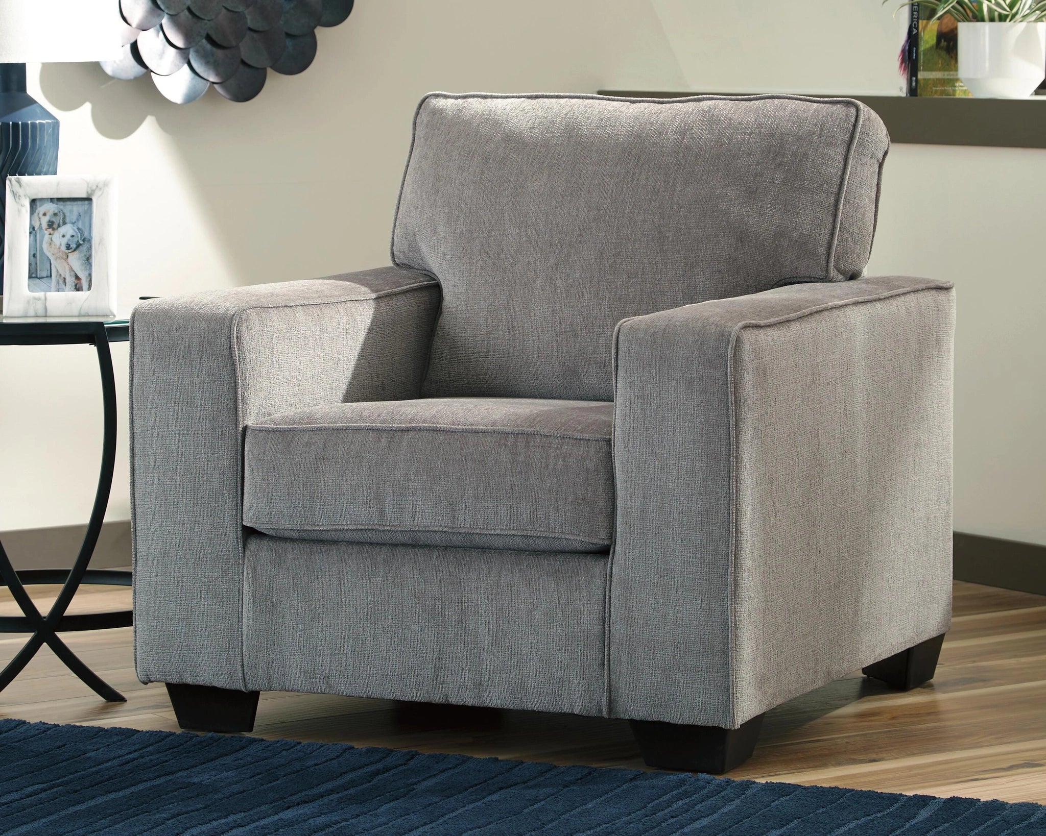 Altari Chair