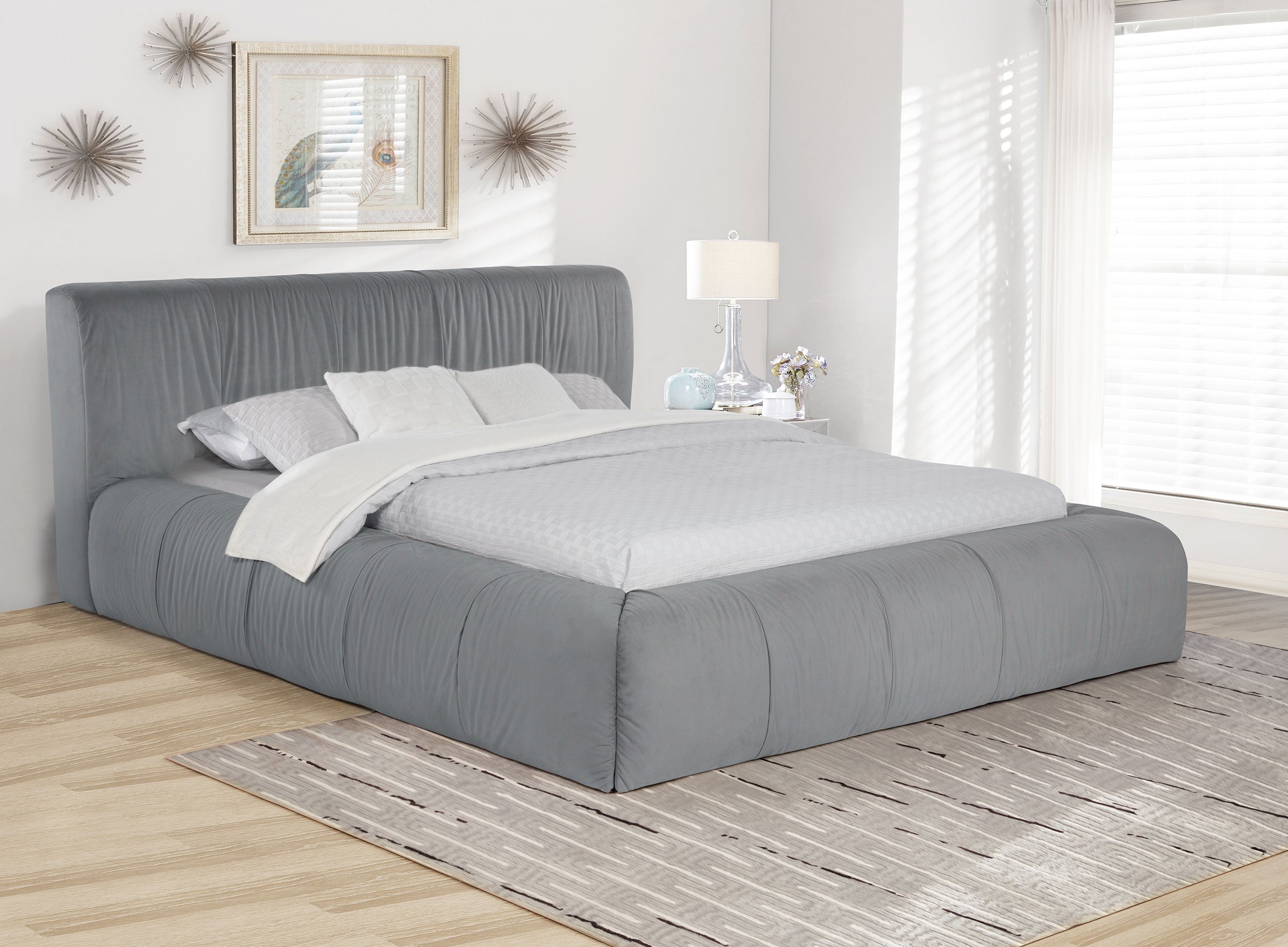 Wilshire California King, E.king, & Queen Bed - Luxury Home Furniture (MI)