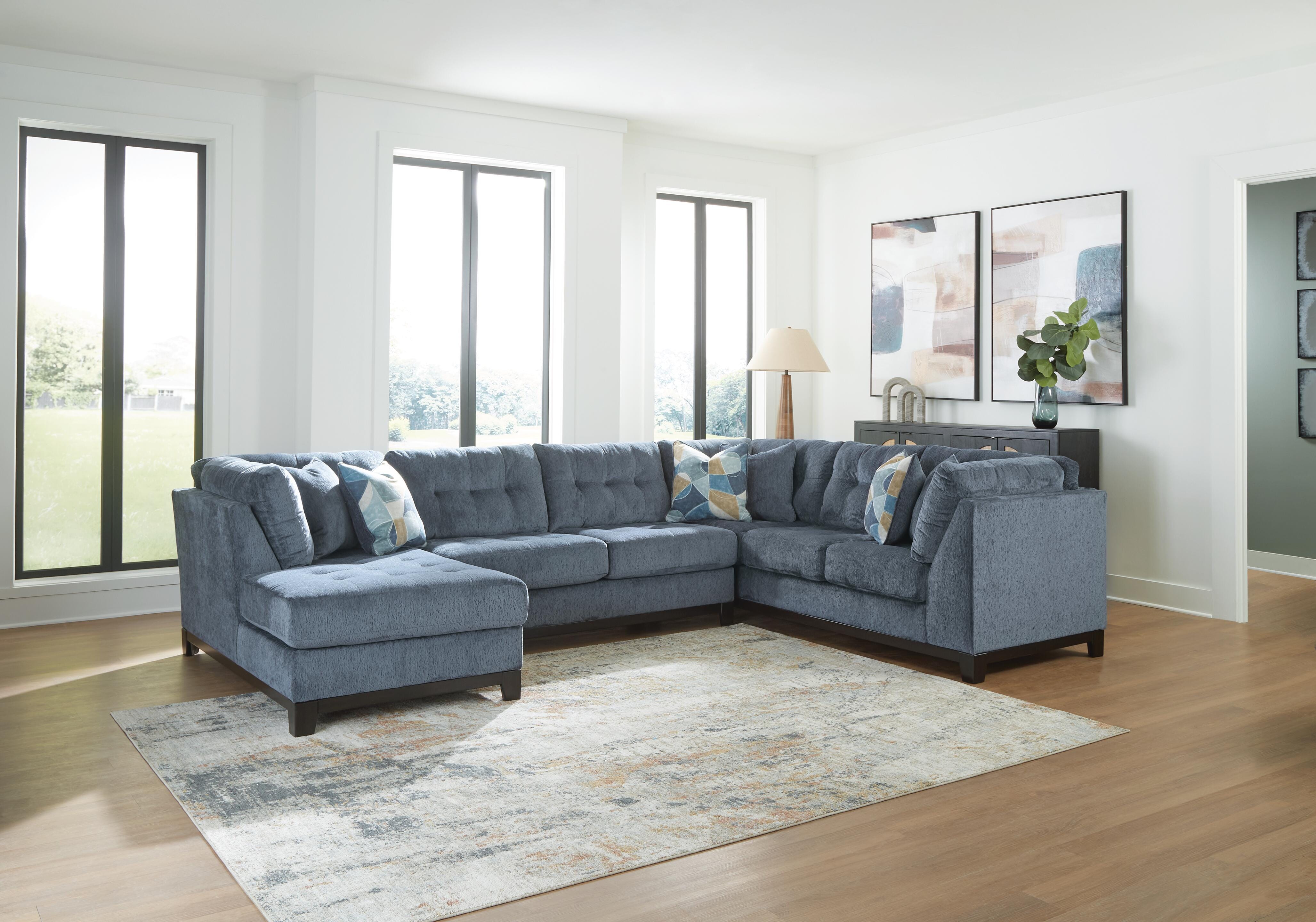 Maxon Place Sectional with Chaise - Luxury Home Furniture (MI)