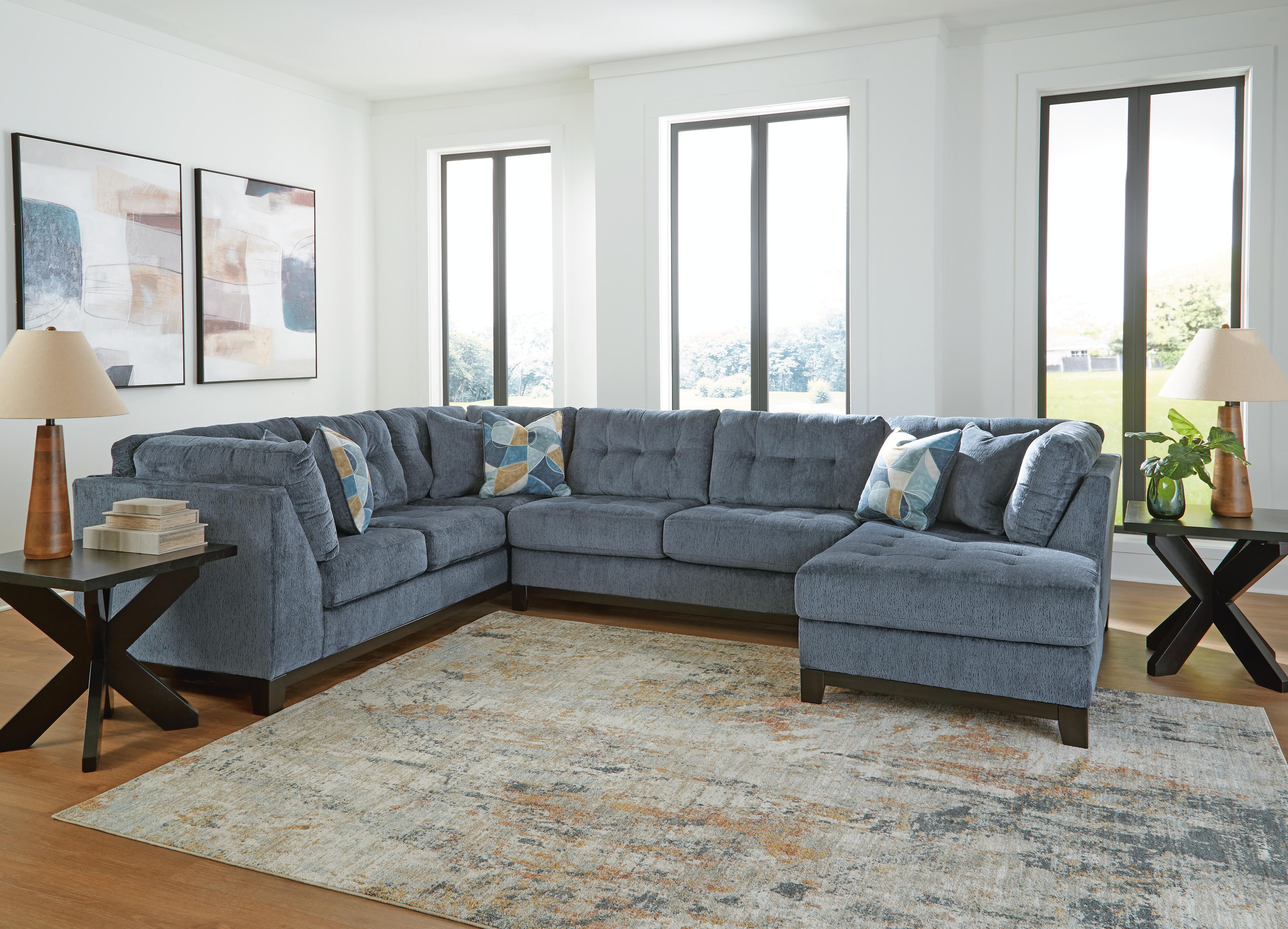 Maxon Place Sectional with Chaise - Luxury Home Furniture (MI)