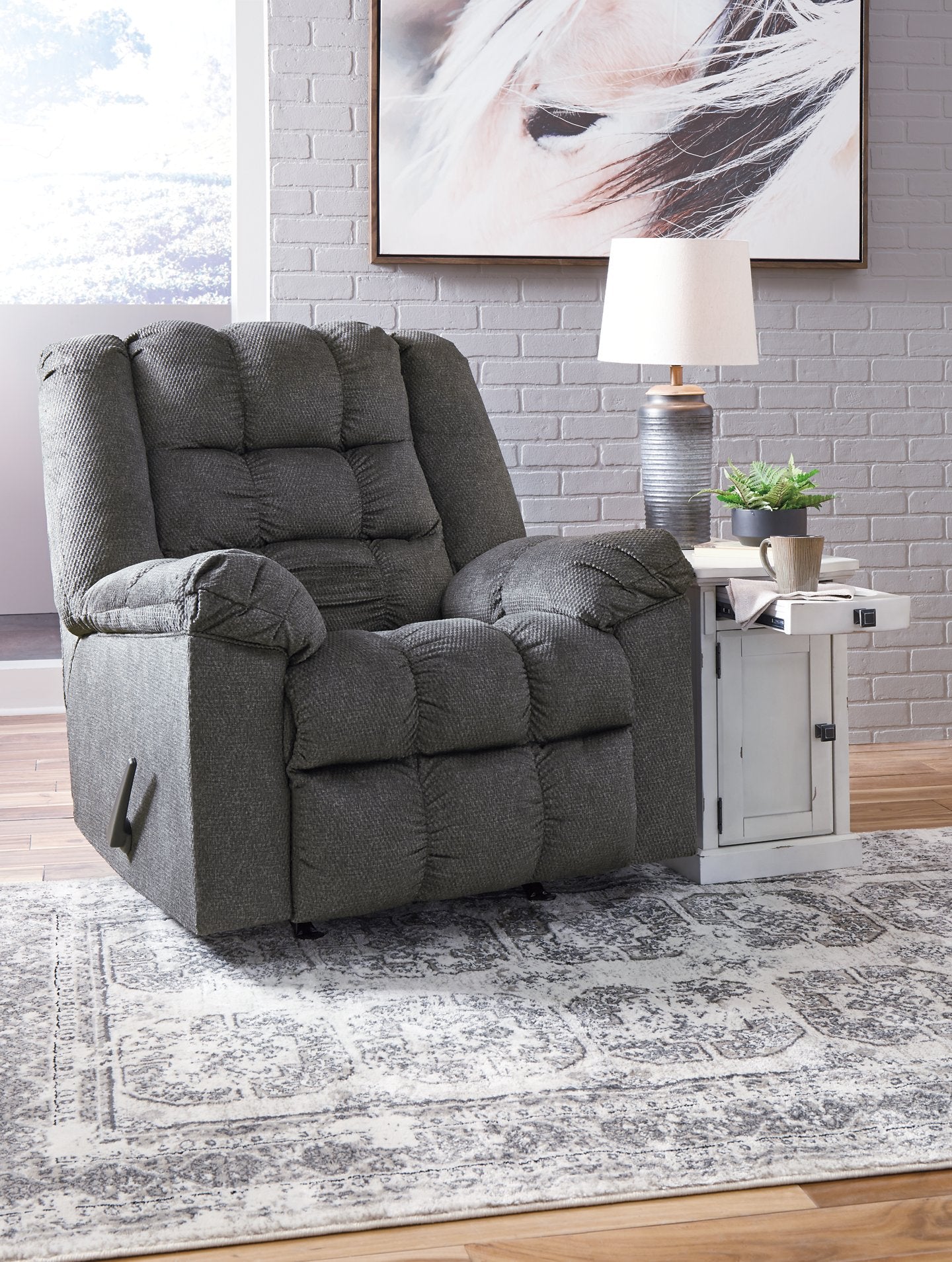 Drakestone Recliner - Luxury Home Furniture (MI)