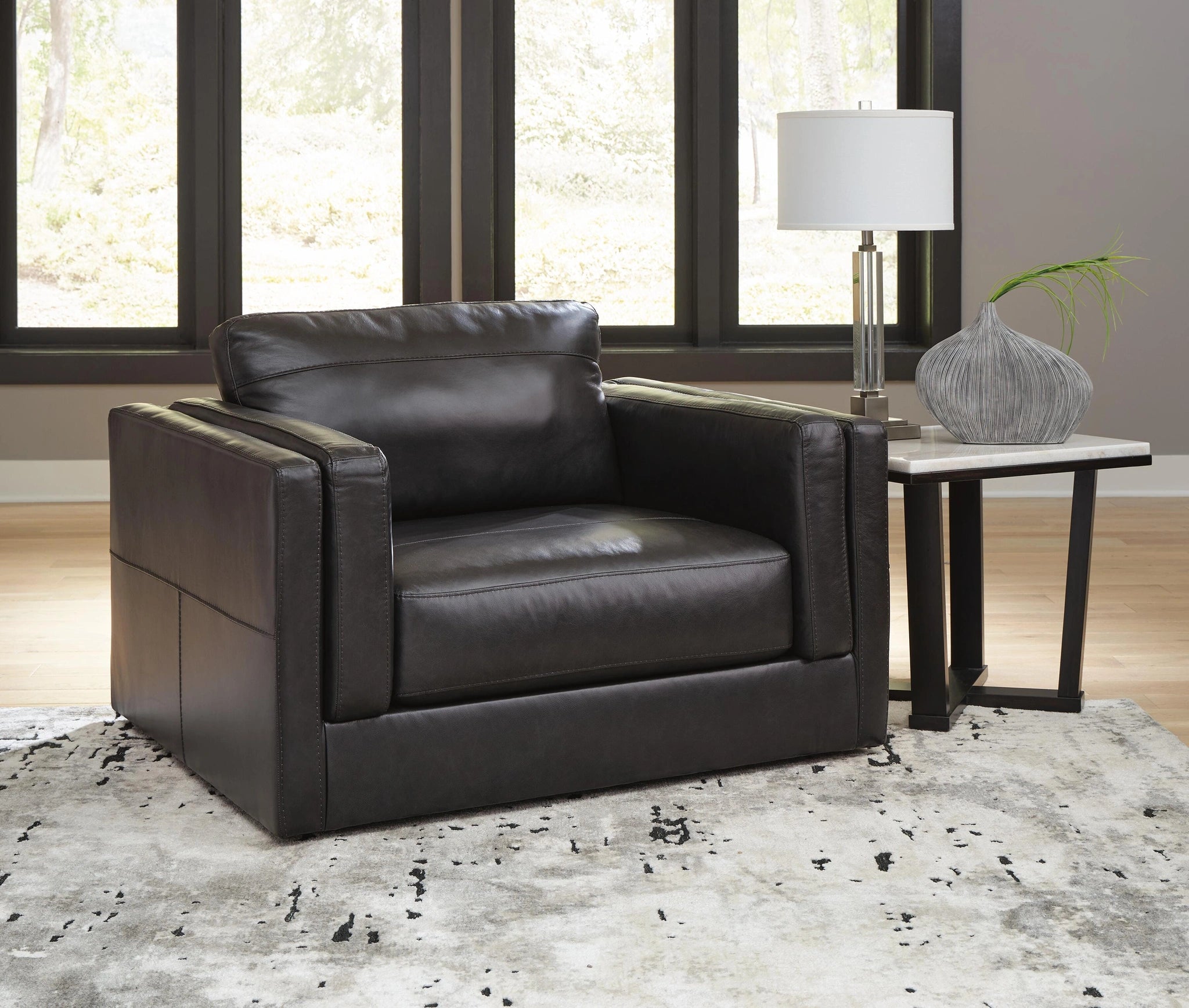 Amiata Oversized Chair
