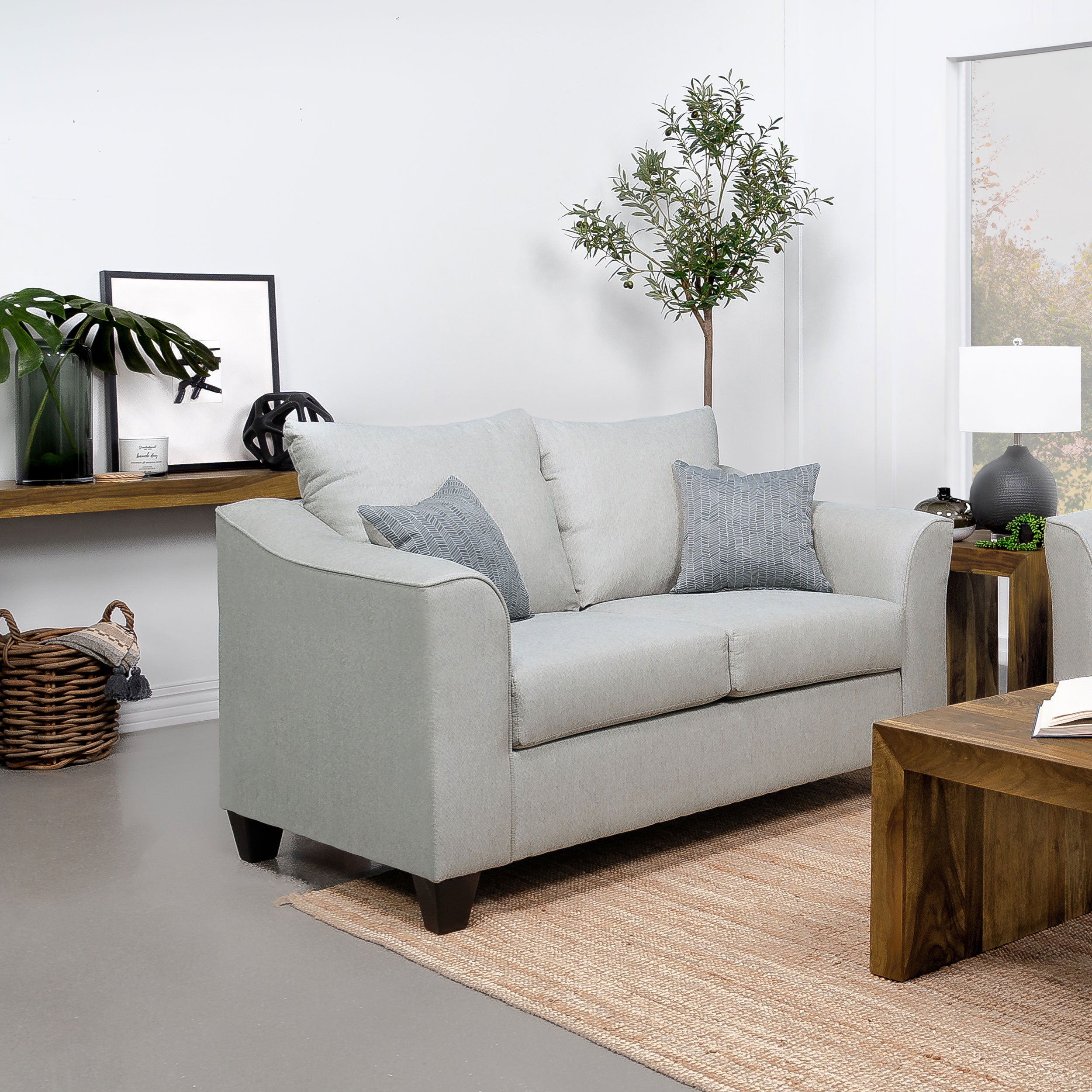 Salizar Stationary Loveseats
