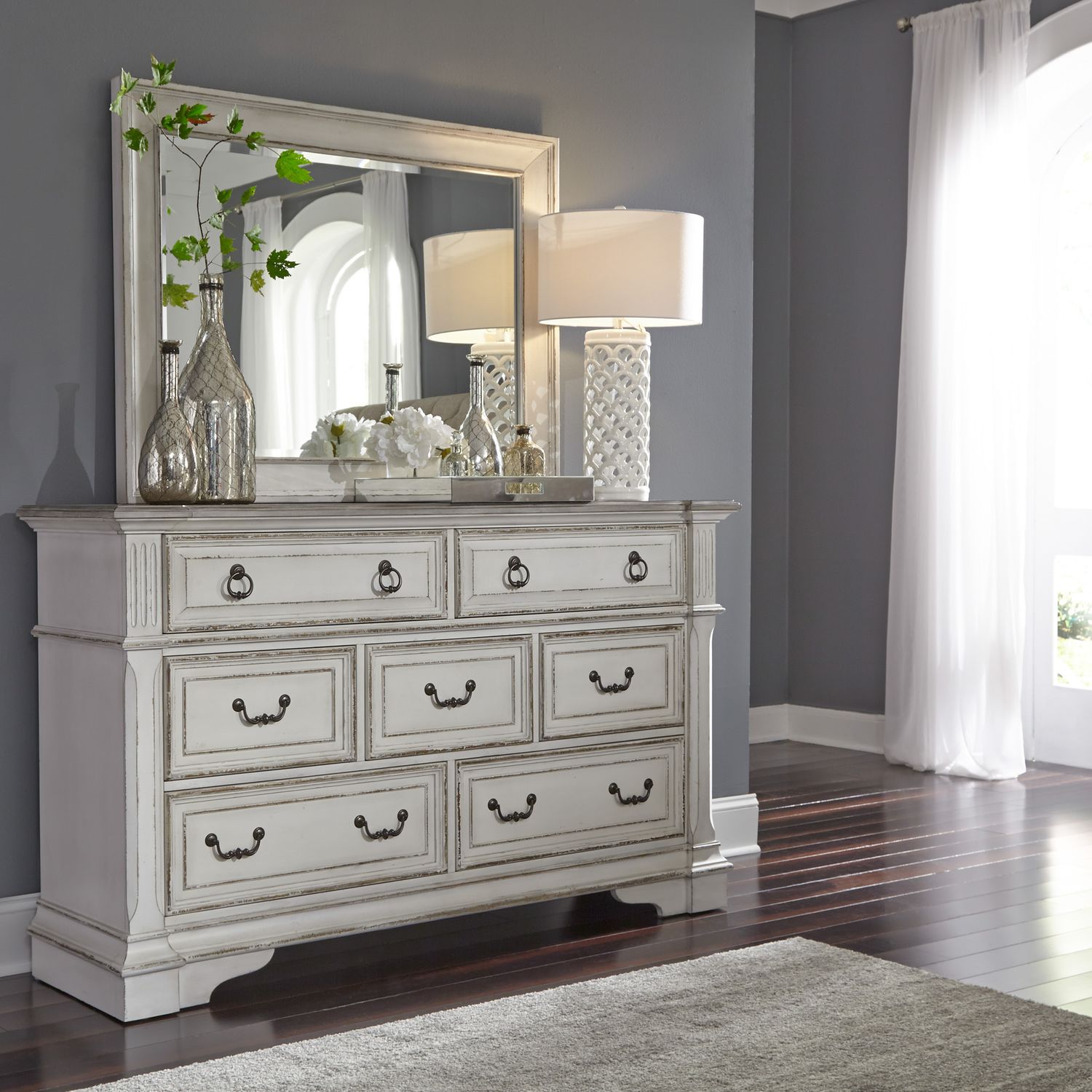 Abbey Park King California Sleigh Bed, Dresser & Mirror, Chest - Luxury Home Furniture (MI)