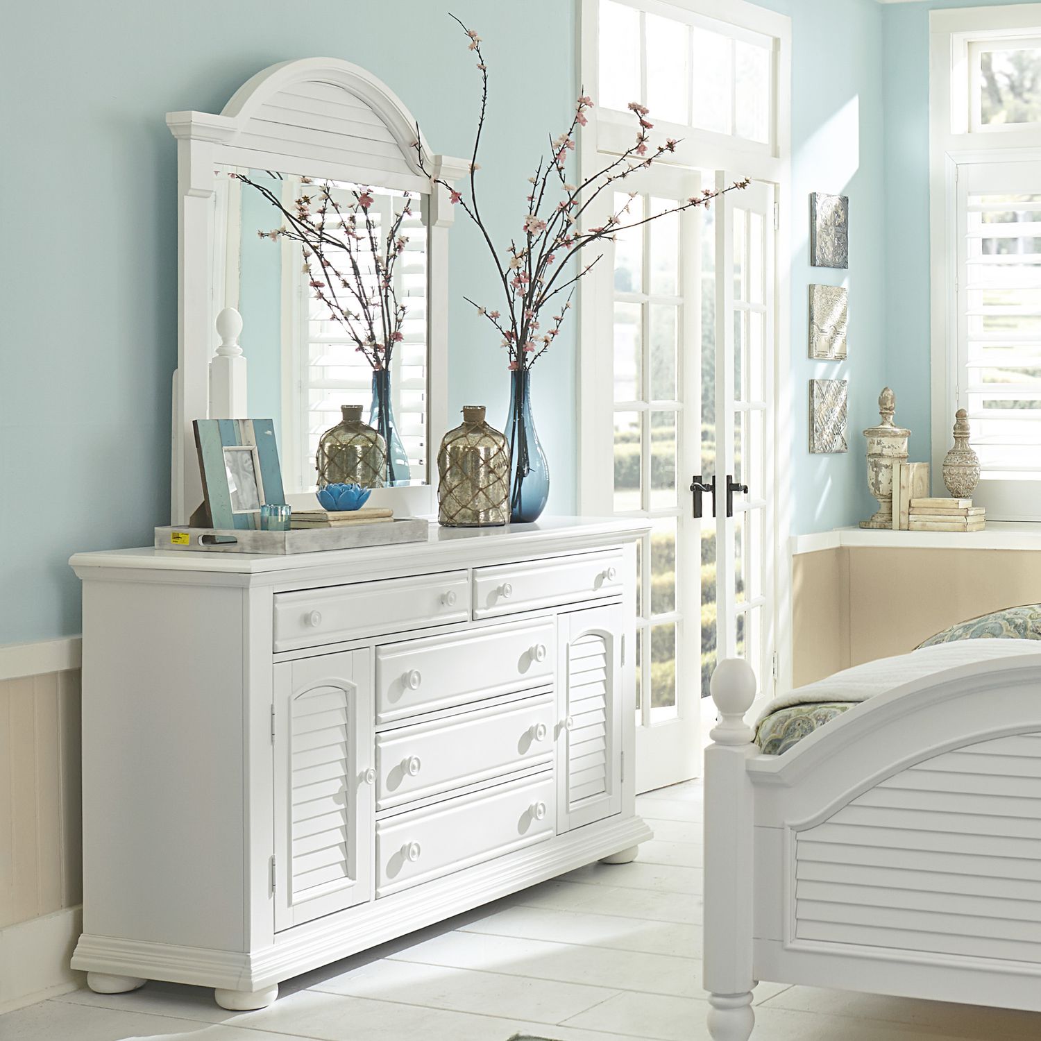 Summer House I King Poster Bed, Dresser & Mirror, Night Stand