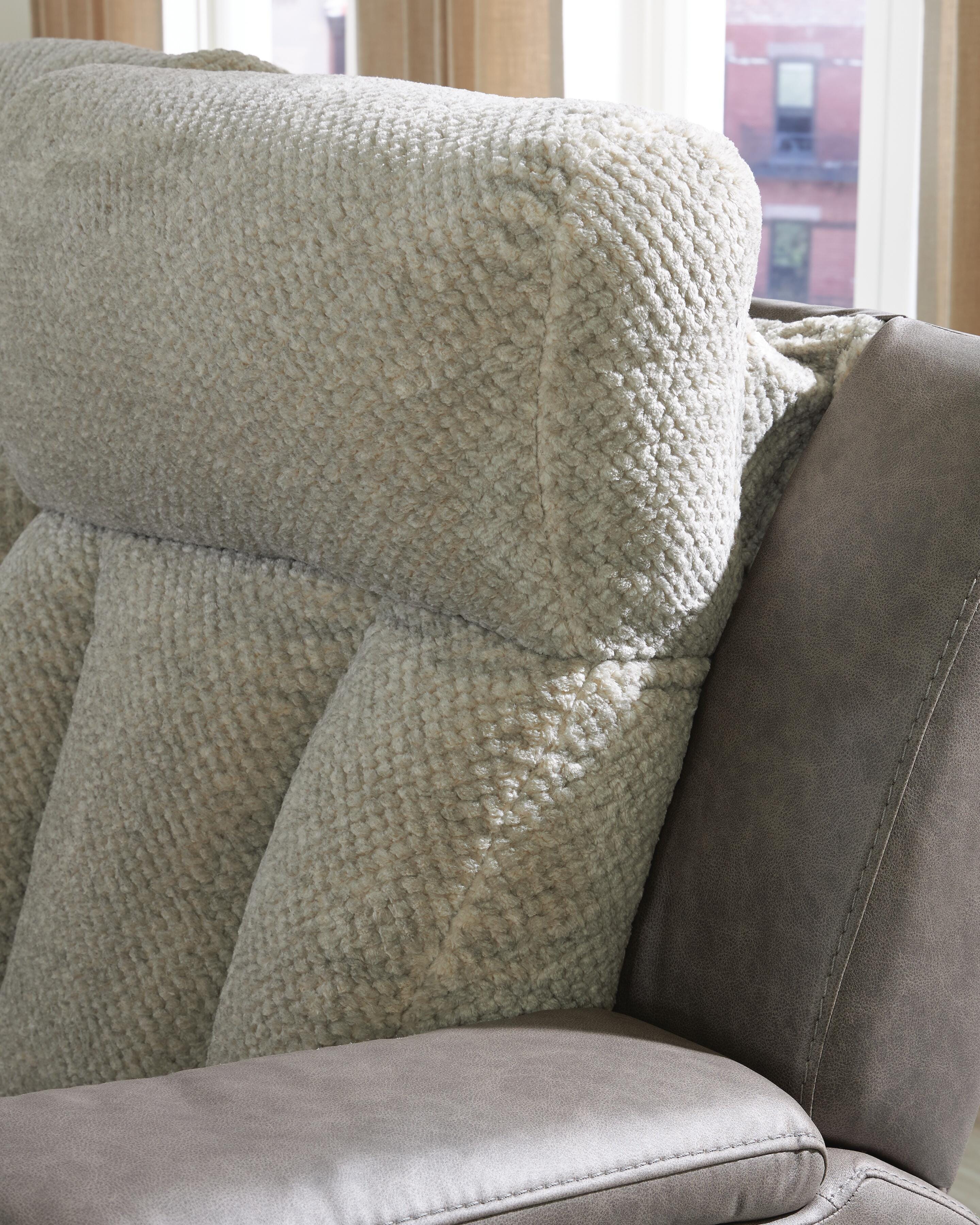 WhipLash Living Room Set - Luxury Home Furniture (MI)