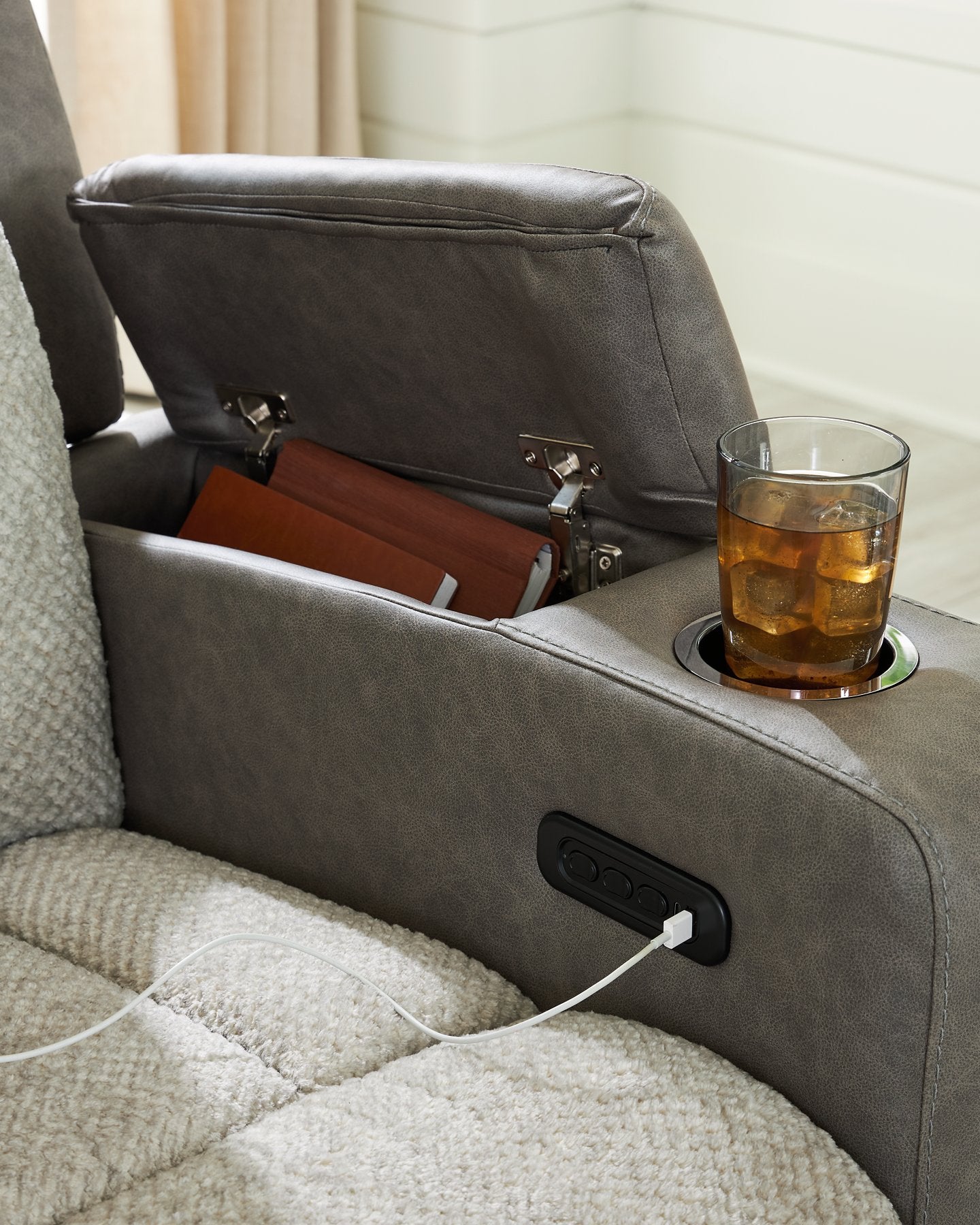 WhipLash Power Recliner - Luxury Home Furniture (MI)
