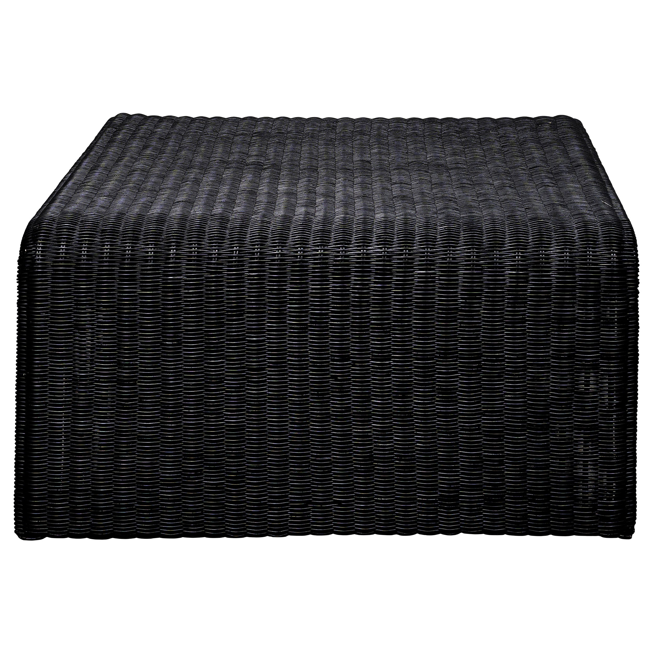 Cahya Sets Black