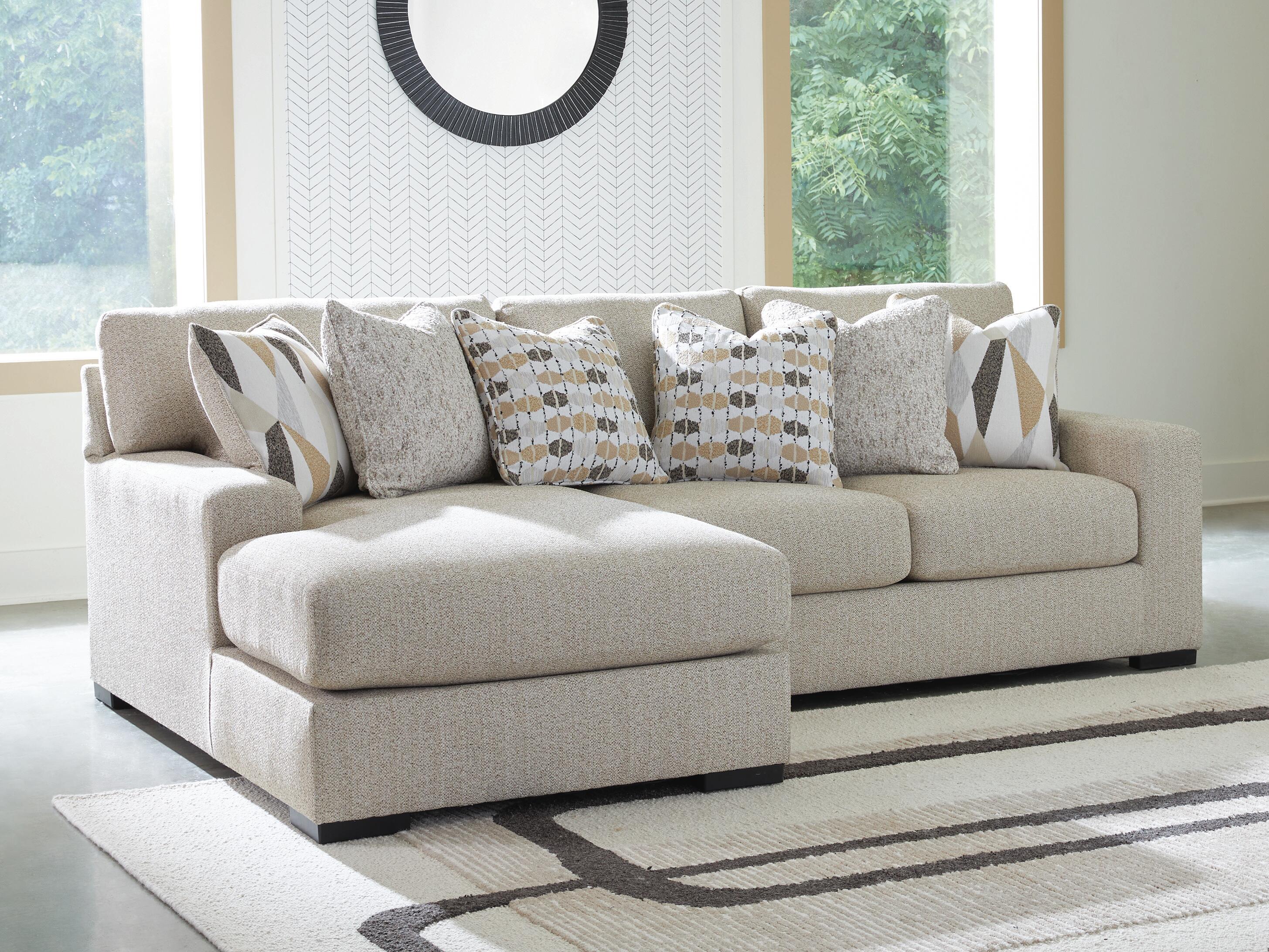 Laurelgrove Sectional Sofa Chaise - Luxury Home Furniture (MI)
