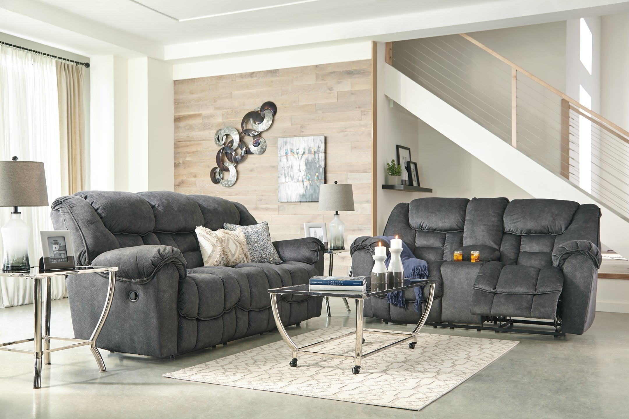 Capehorn Reclining Sofa - Luxury Home Furniture (MI)