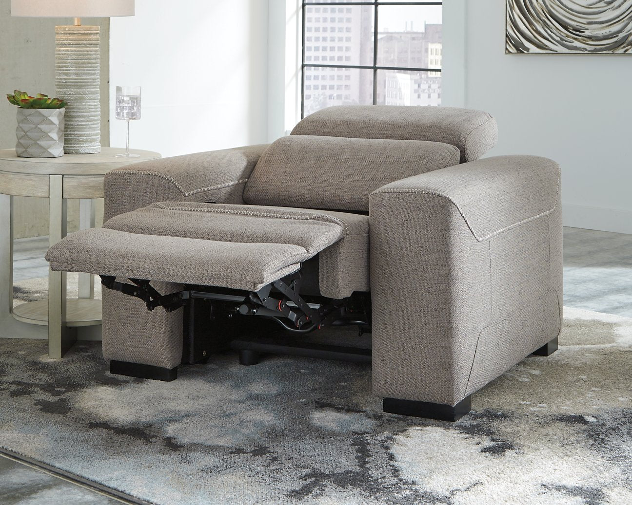 Mabton Power Recliner - Luxury Home Furniture (MI)