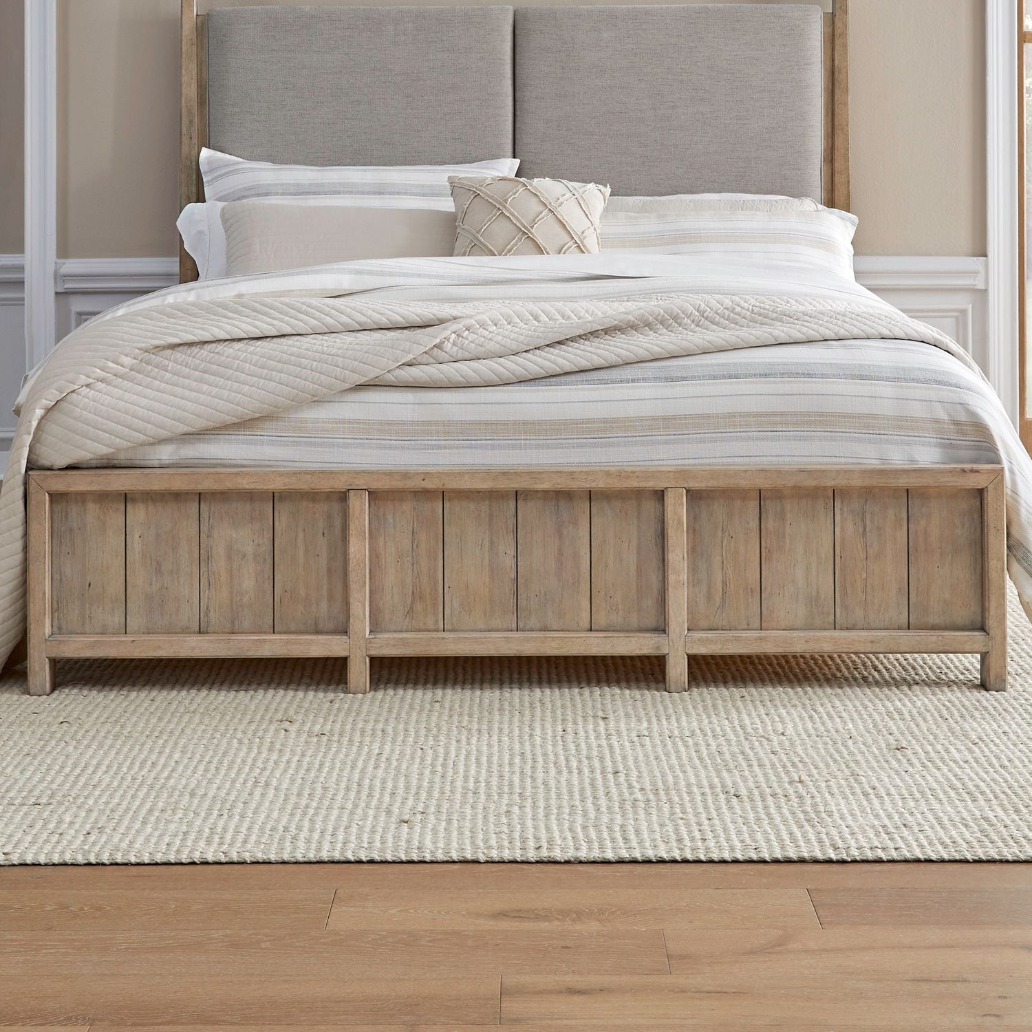 Proximity Place Panel Footboard image