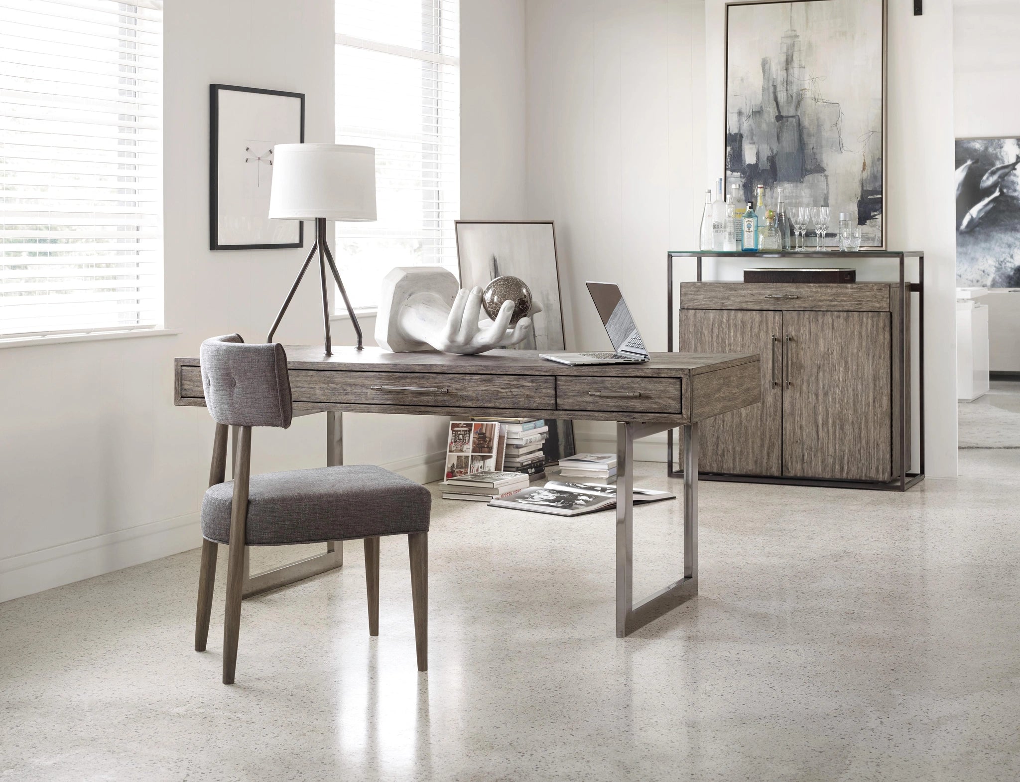 Curata Leg Desk