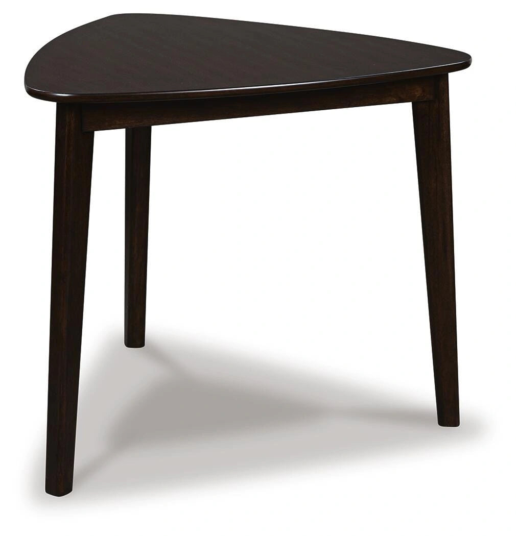 Mallenette Dining Room Set