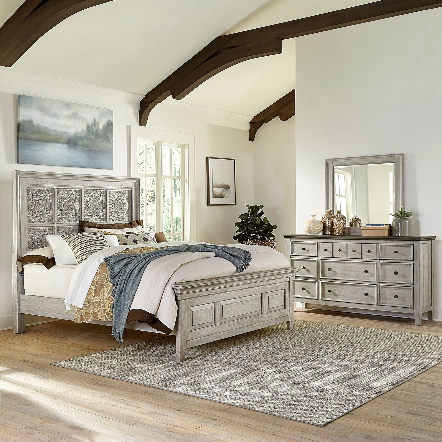 Heartland Opt Queen Panel Bed, Dresser & Mirror image