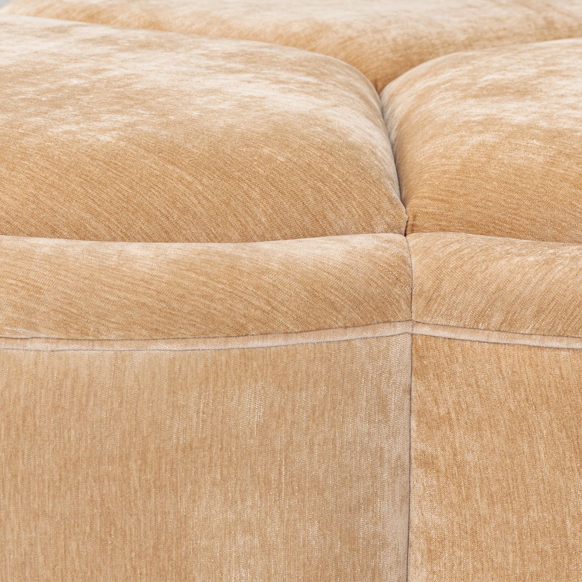 AICO Malibu Crest Clover Cocktail Ottoman in Dark Espresso - Luxury Home Furniture (MI)