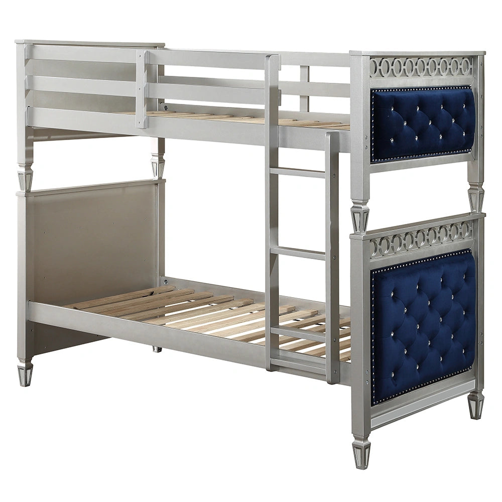 Bunk Bed (T/T)