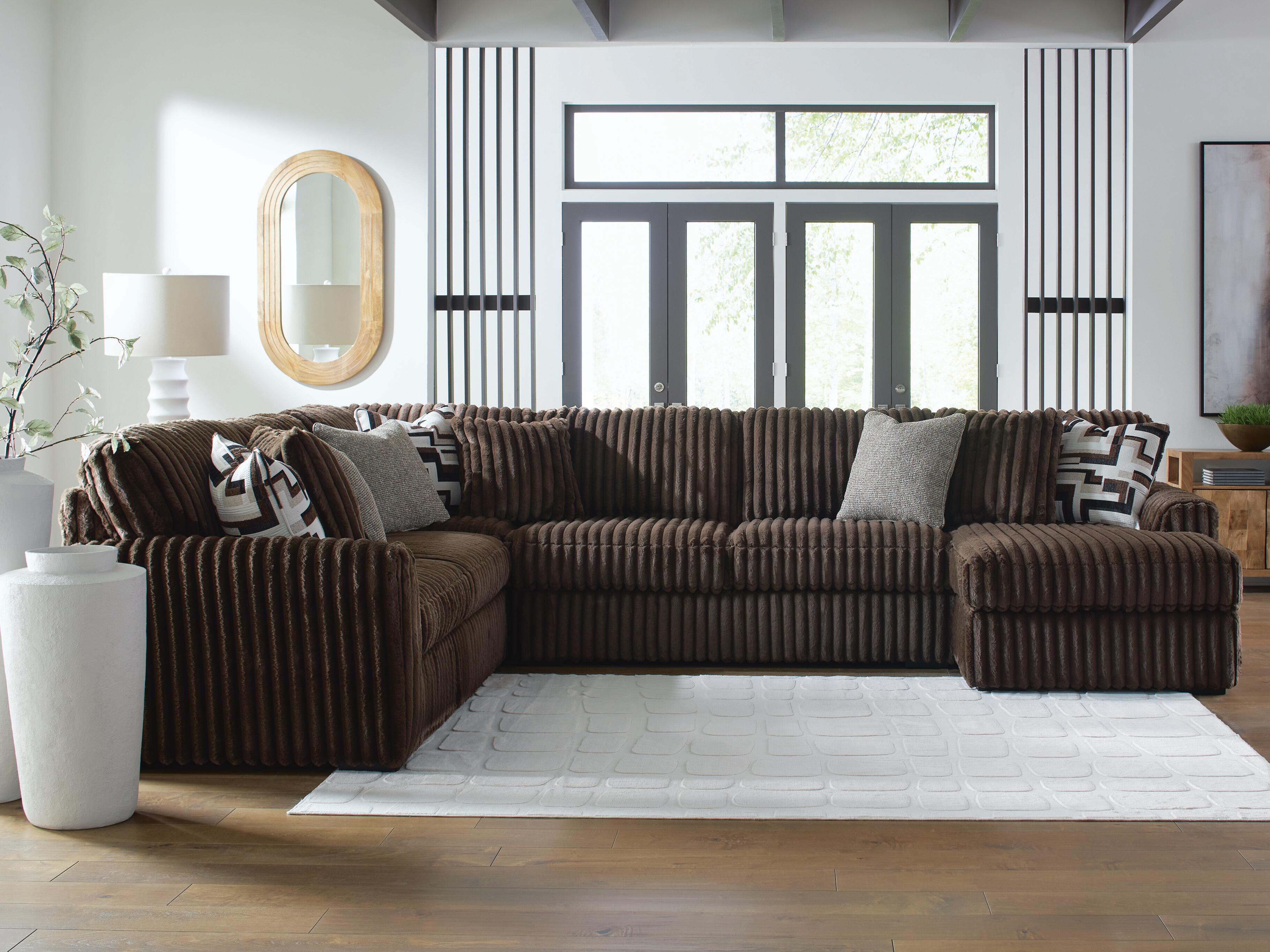 Midnight-Madness Sectional with Chaise - Luxury Home Furniture (MI)