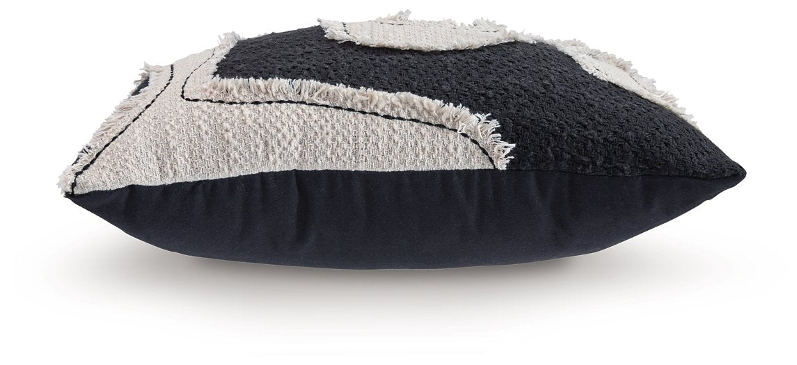 Veerbank Pillow (Set of 4) - Luxury Home Furniture (MI)