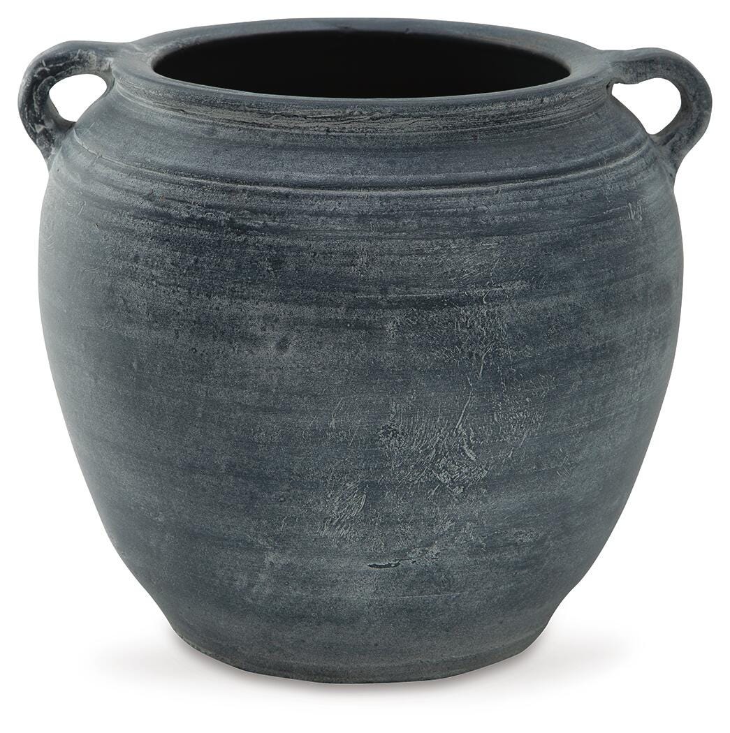 Meadie Vase - Luxury Home Furniture (MI)